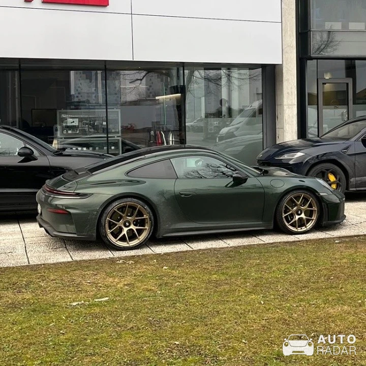 Porsche 992 GT3 Touring MkII spotted in Ljubljana, Slovenia