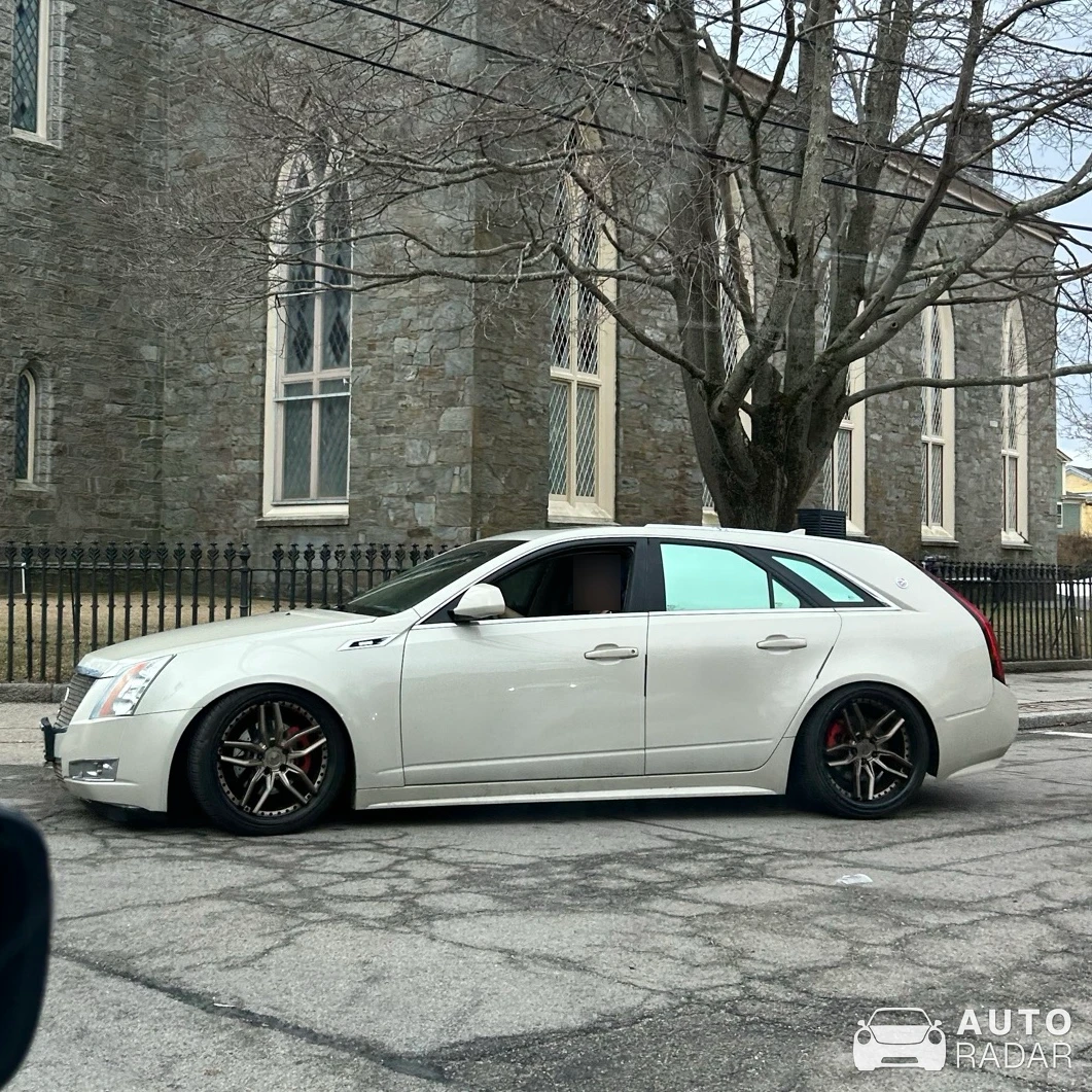 Cadillac CTS-V Sport Wagon spotted in Warren