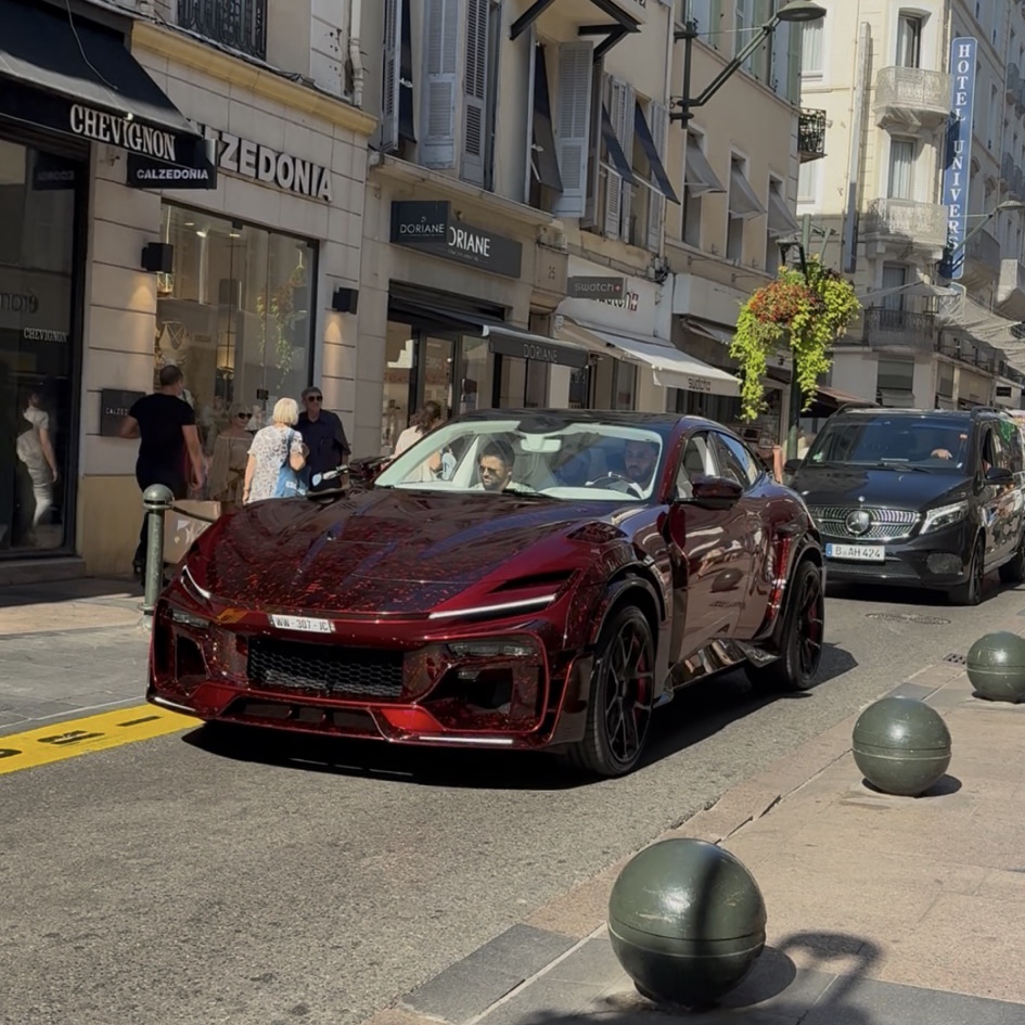 Ferrari Purosangue Mansory Pugnator