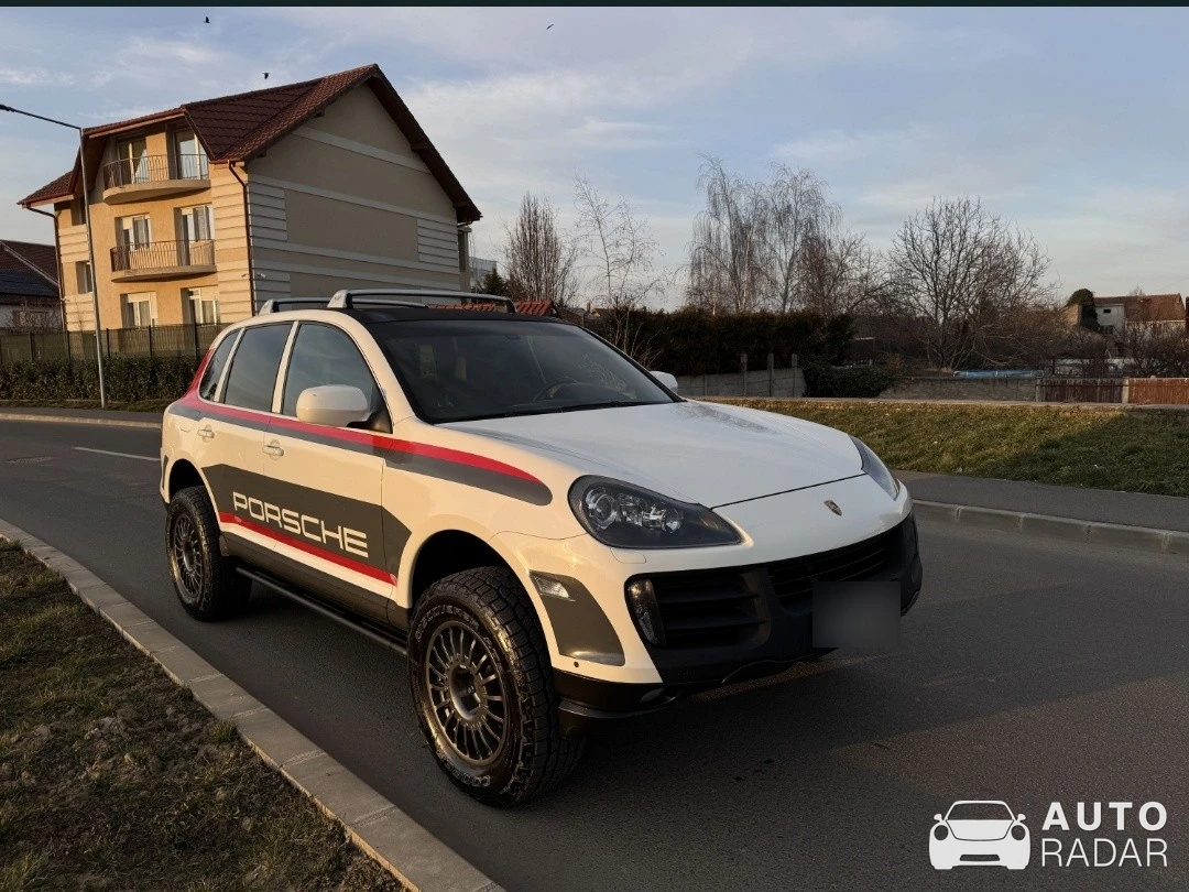 Porsche Cayenne Dakar spotted in Satu Mare