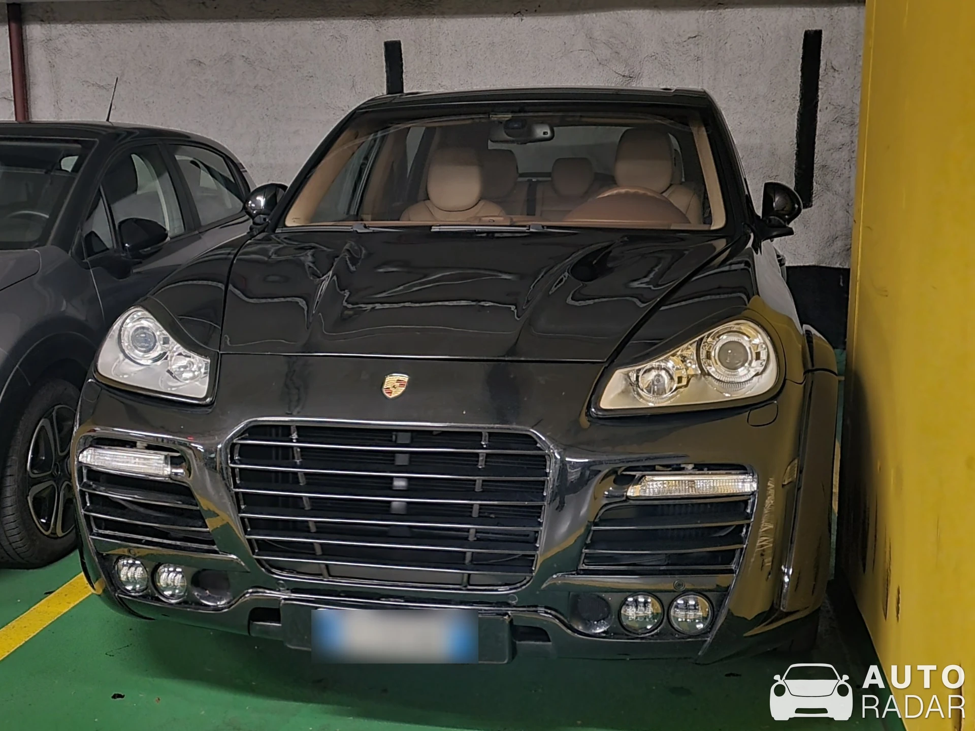 Porsche Cayenne Turbo TechArt Magnum spotted in Milano, Italia