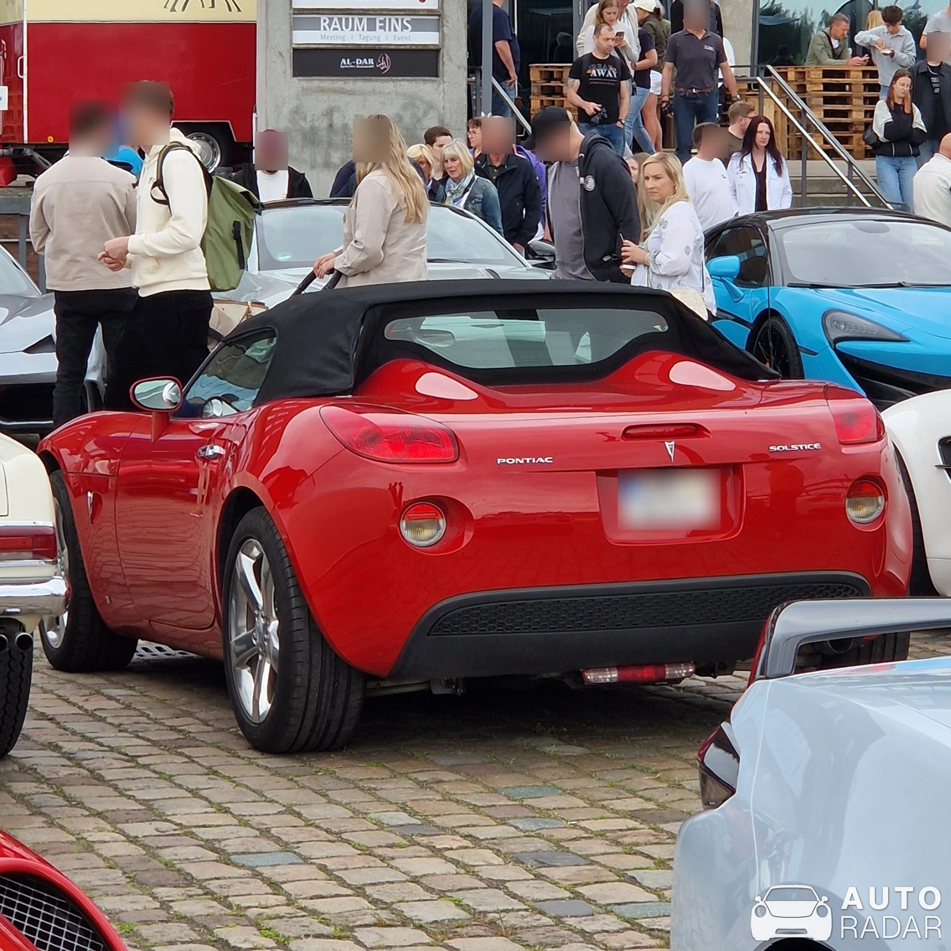 Pontiac Solstice spotted in Bremen