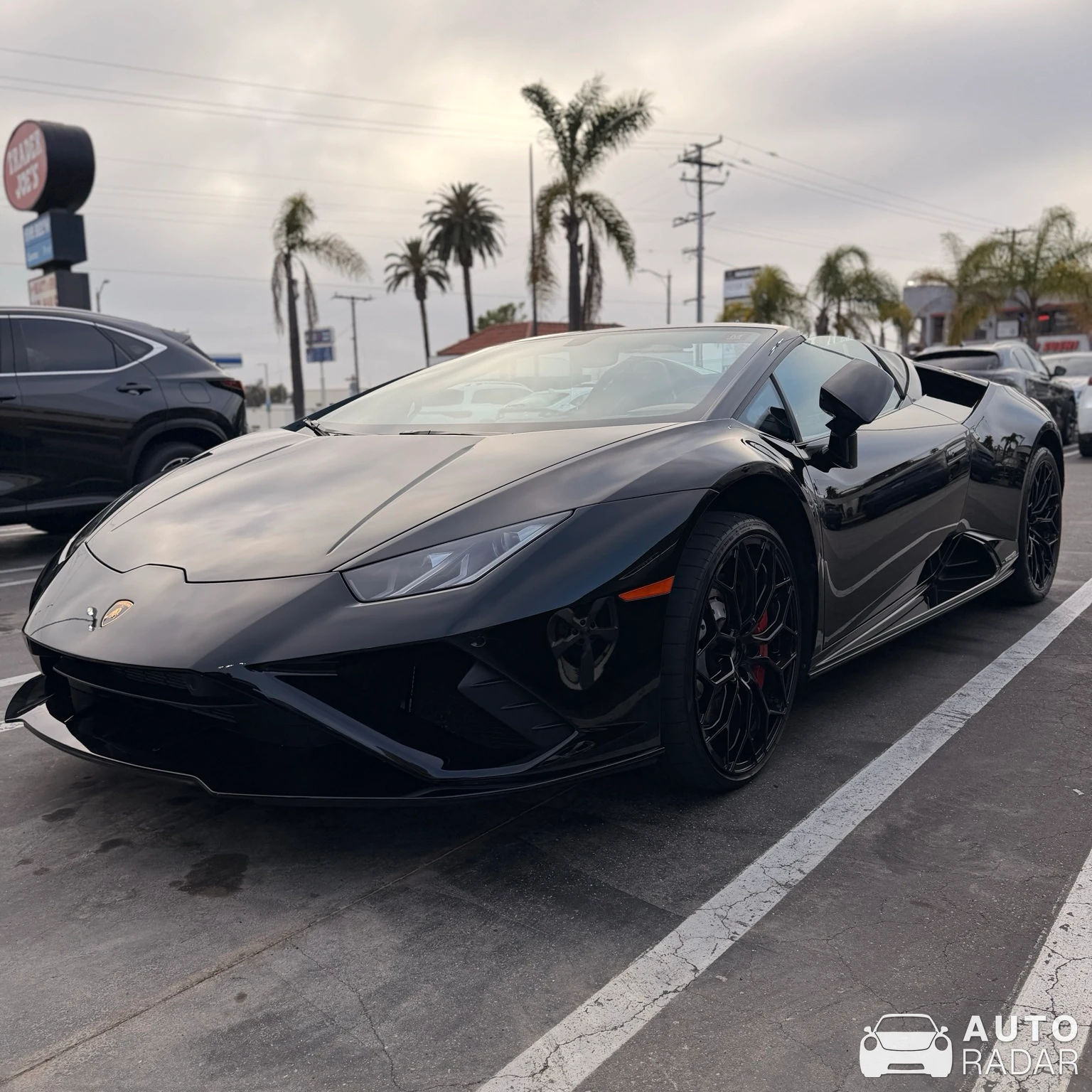 Lamborghini Huracán LP610-2 EVO RWD Spyder spotted in Hermosa Beach