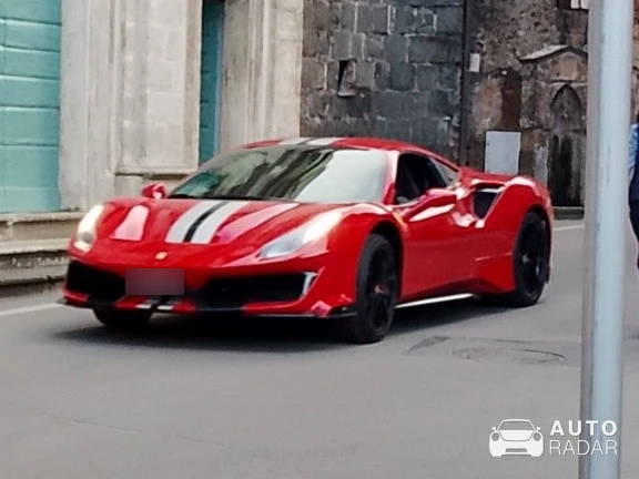 Ferrari 488 Pista spotted in Orvieto