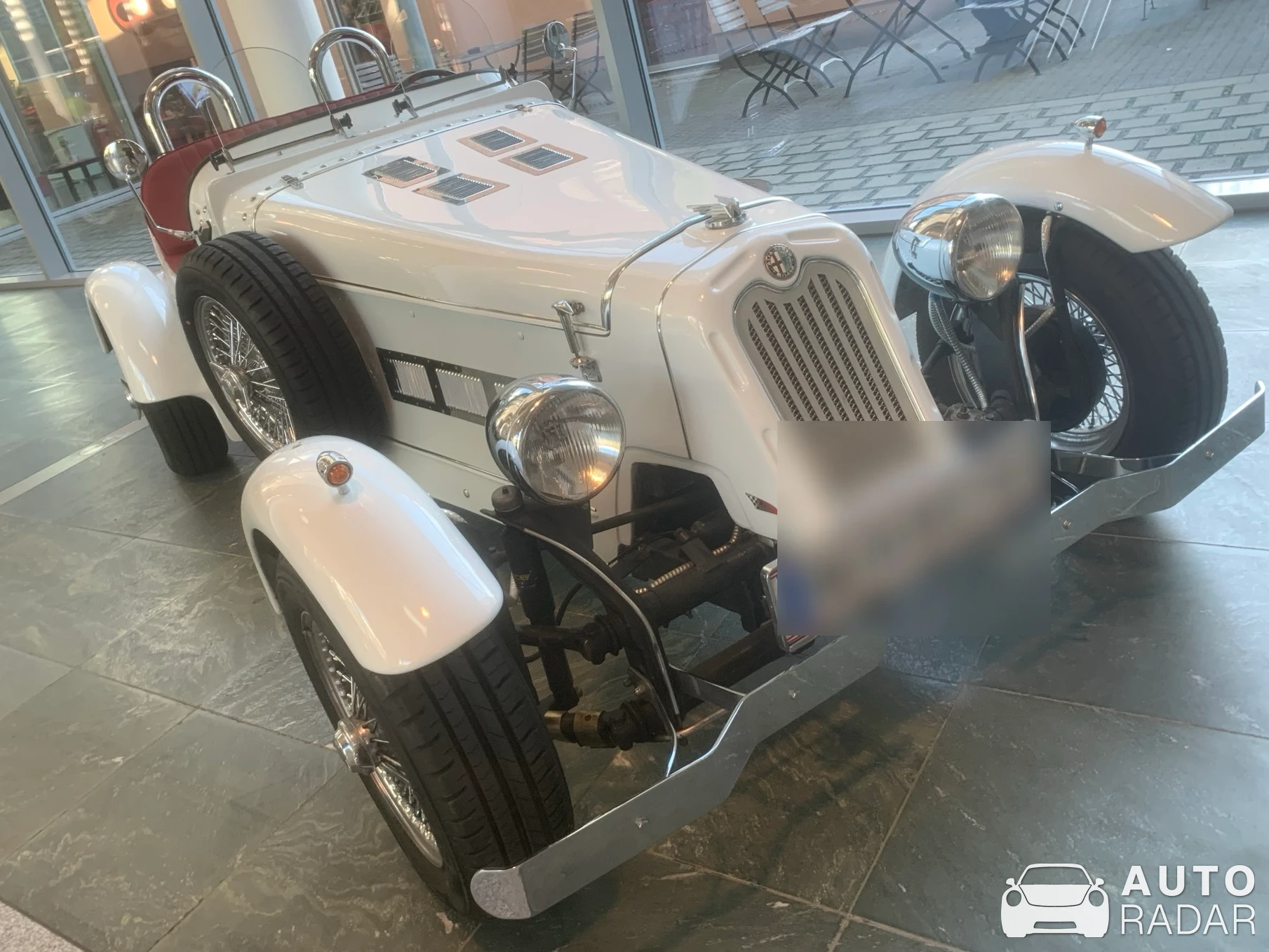 Alfa Romeo 6C Replica spotted in Wien, Österreich