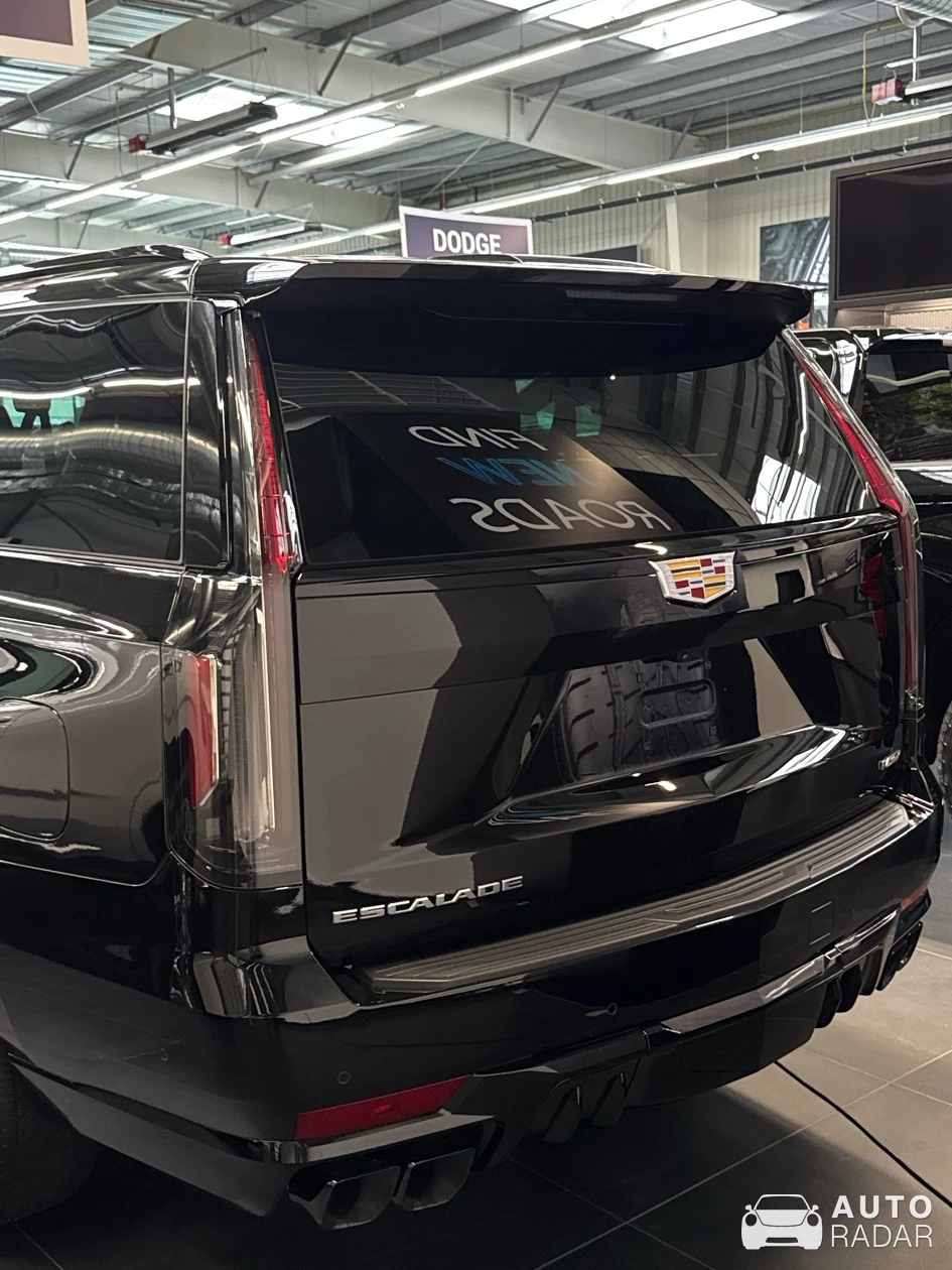 Cadillac Escalade-V ESV spotted