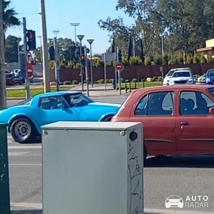 Chevrolet Corvette C3 spotted in Βούλα, Ελλάδα