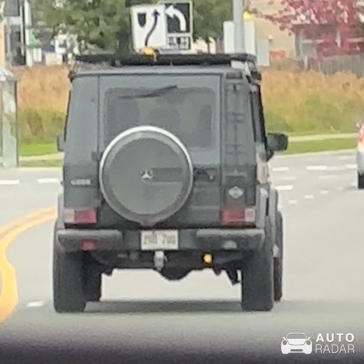 Mercedes-Benz G 350 spotted in Mascouche, Canada