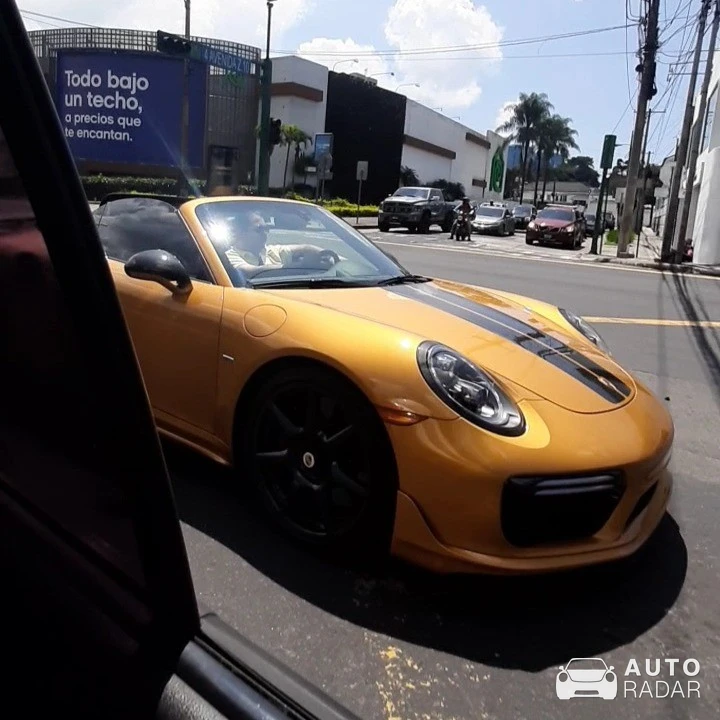 Porsche 991 Turbo S Exclusive Series spotted in Guatemala City, Guatemala