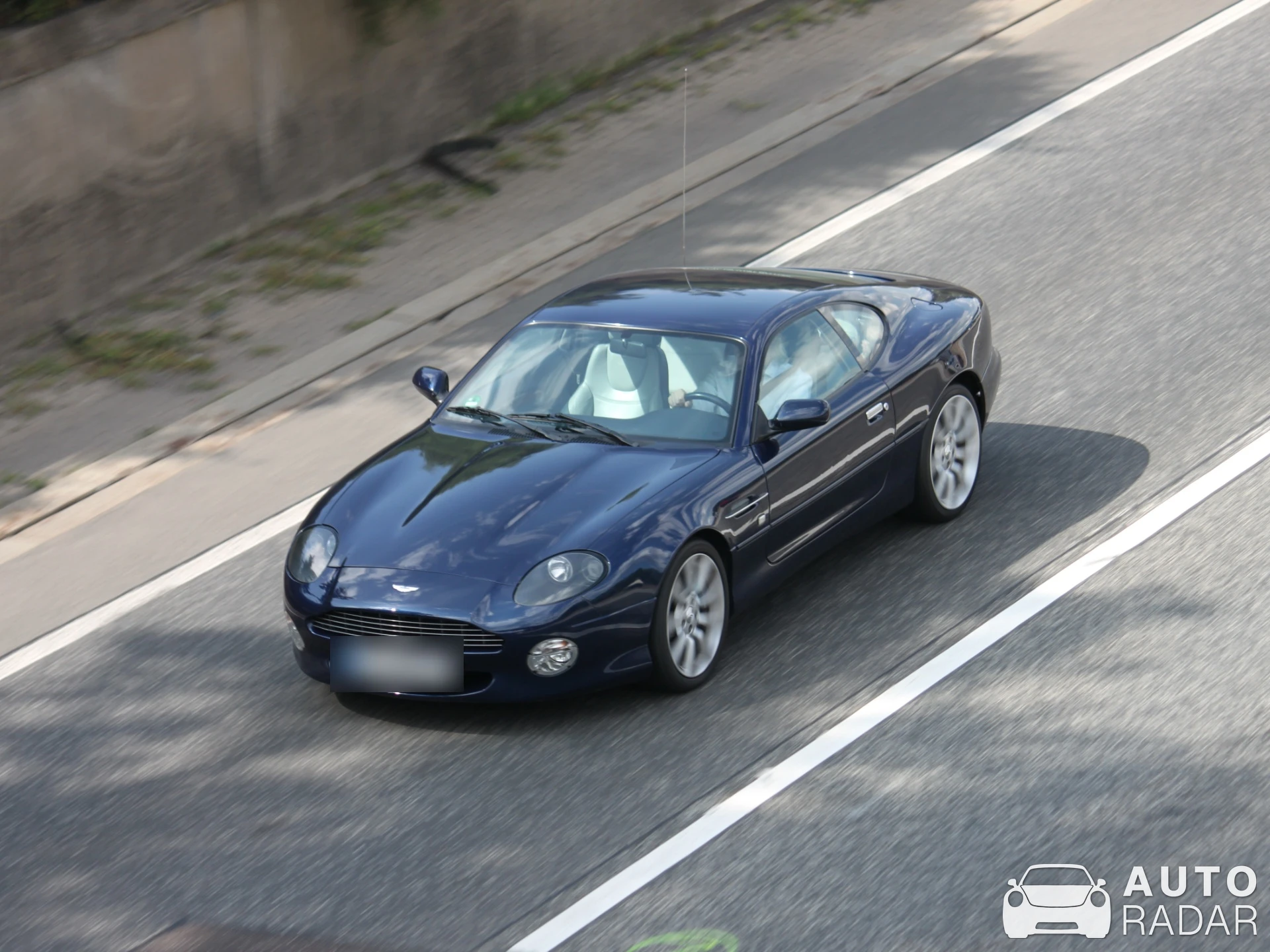 Aston Martin DB7 Zagato spotted in Neu-Isenburg