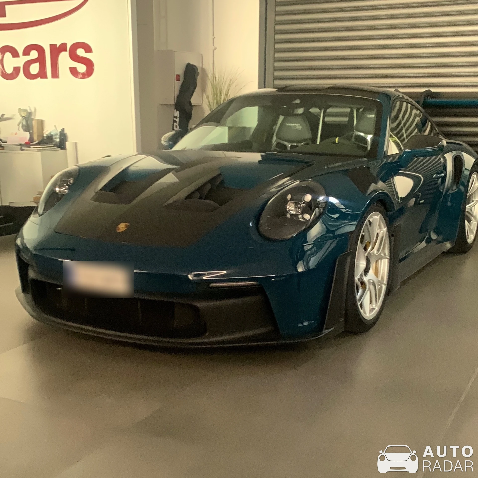 Porsche 992 GT3 RS MkI spotted in Bellreguard, España