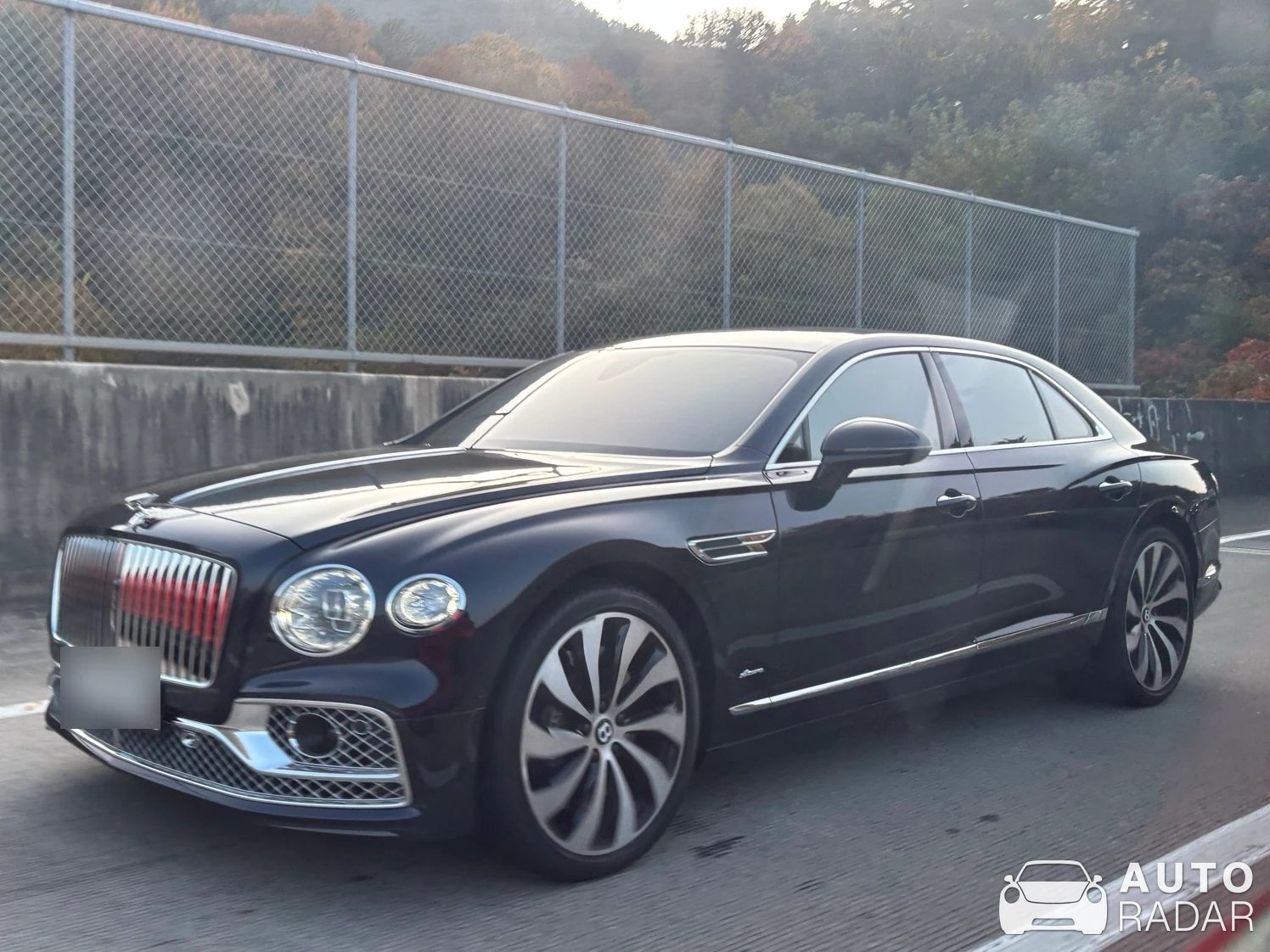 Bentley Flying Spur V8 Azure spotted in Changwon-si