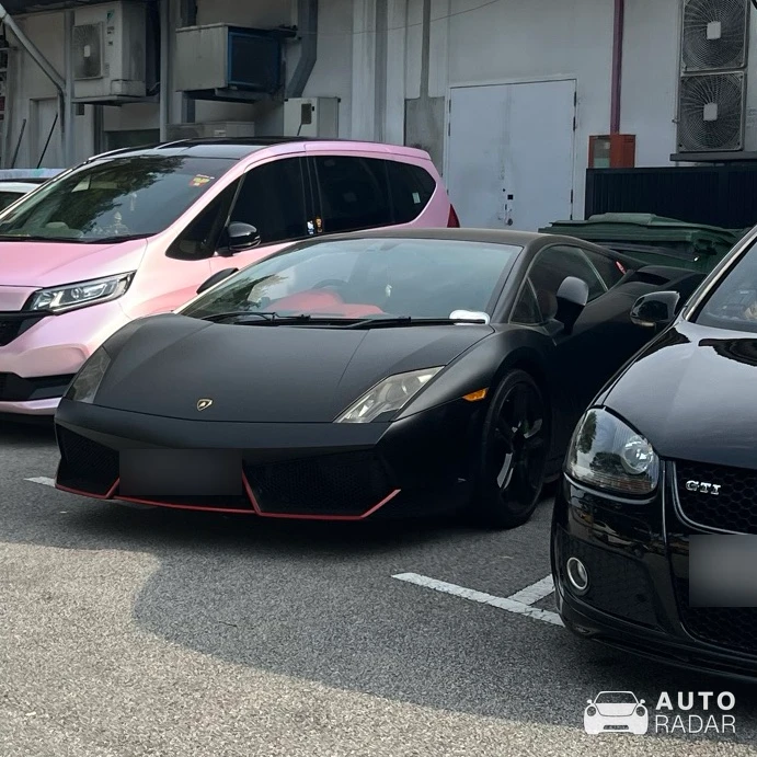 Lamborghini Gallardo LP560-4 spotted in Singapore, Singapore