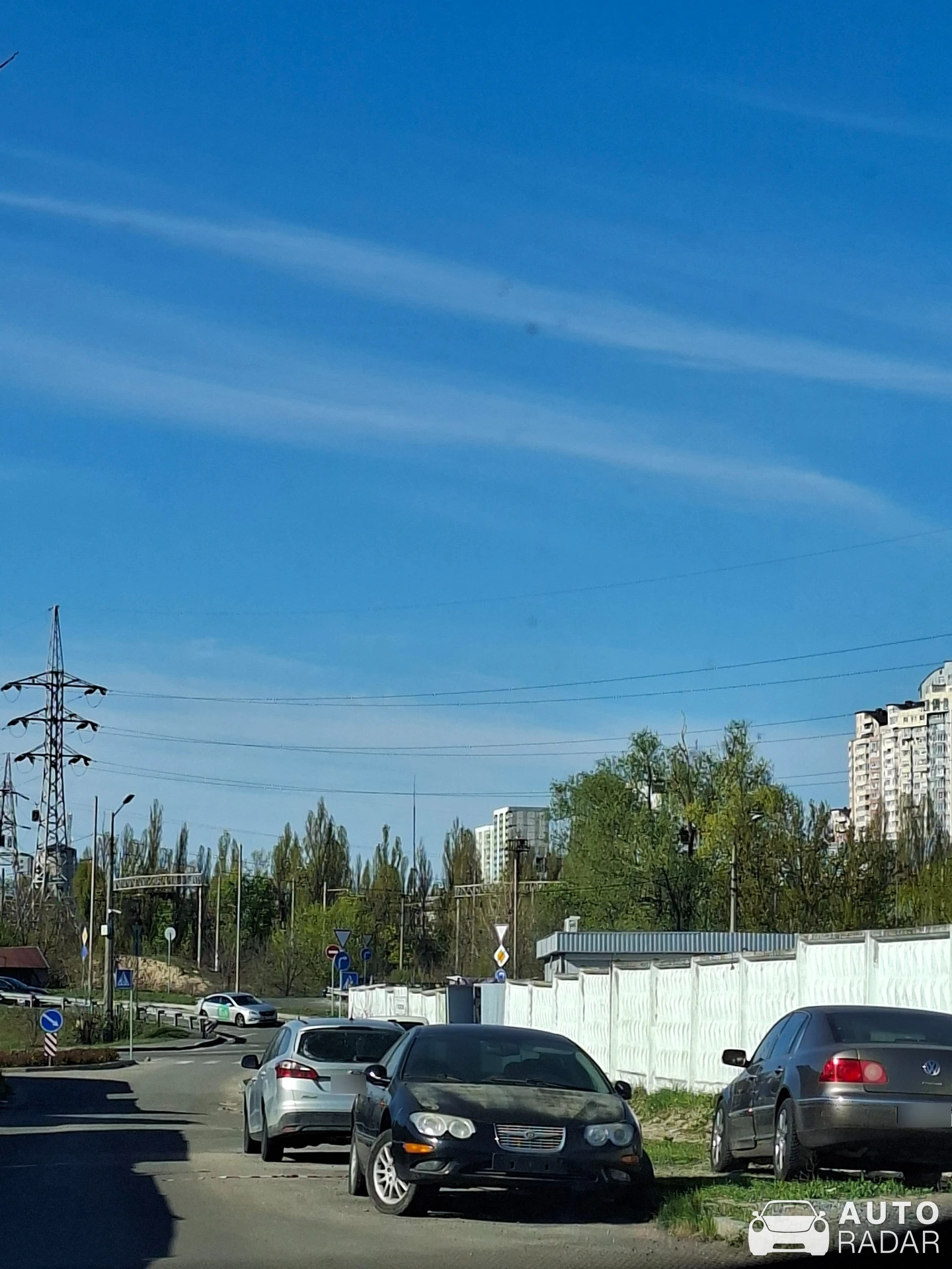 Chrysler 300M spotted in Kyiv