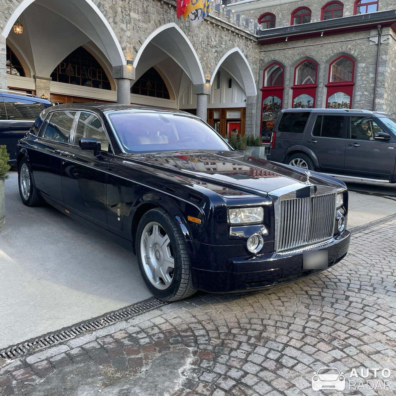 Rolls-Royce Phantom VIII EWB Series II spotted in Caraglio