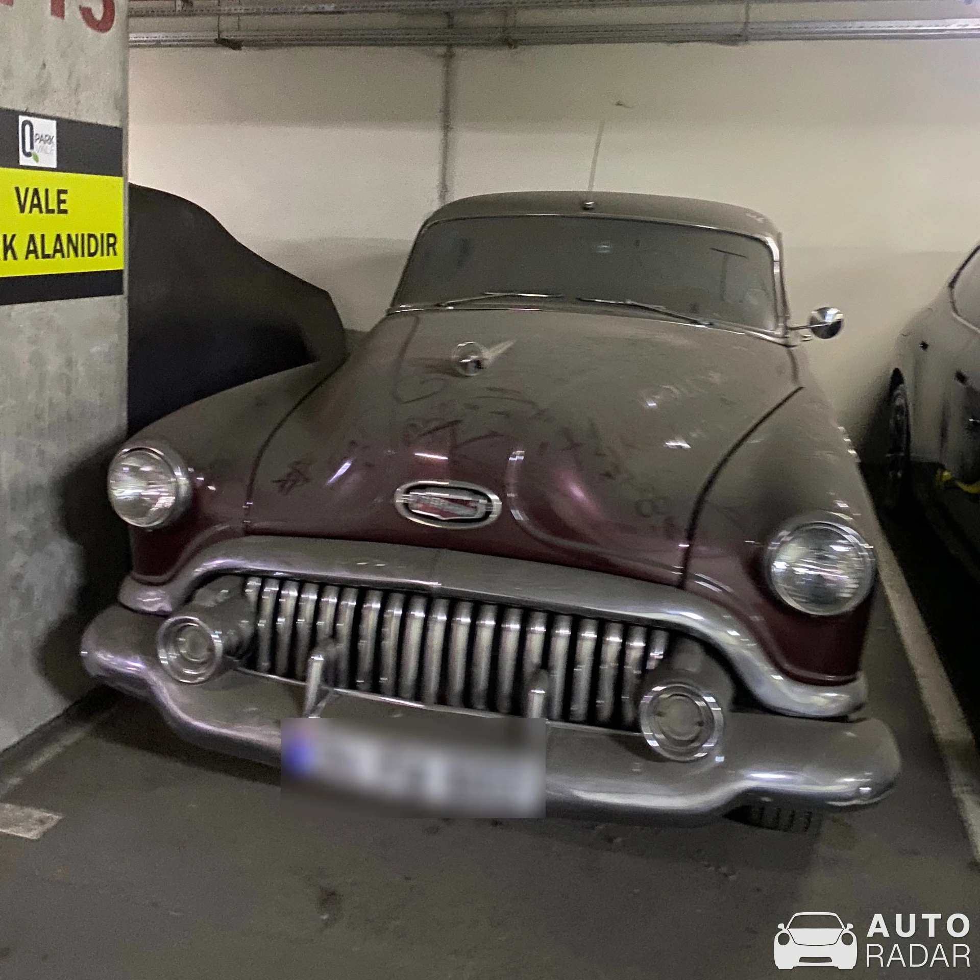 Buick Roadmaster spotted in Sarıyer, Türkiye