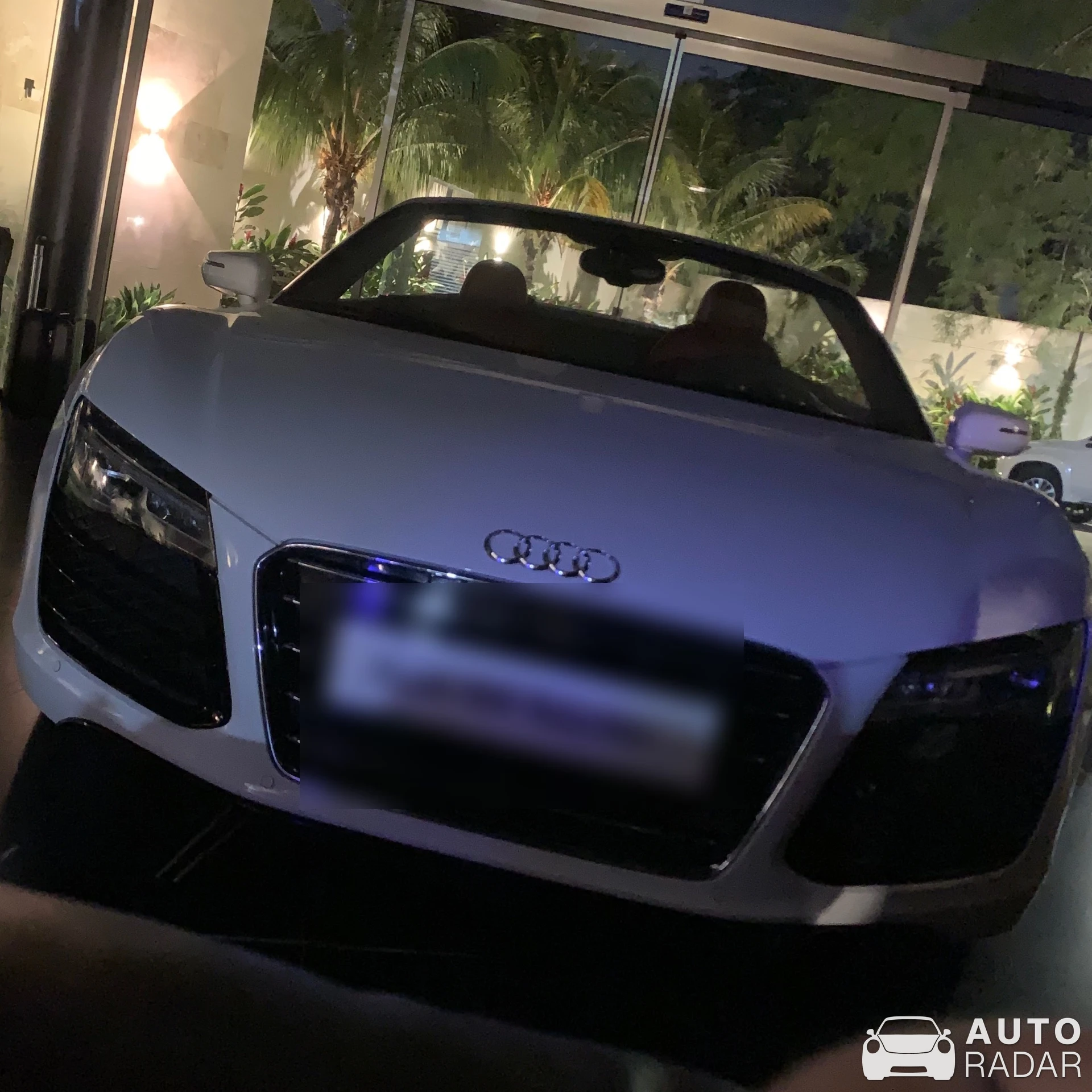 Audi R8 V10 Spyder spotted in Porongo, Bolivia