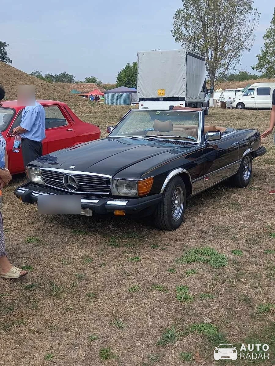 Mercedes-Benz 450 SL spotted in Biharia
