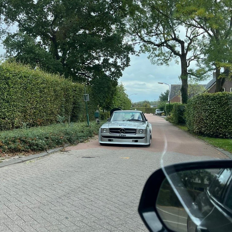 Mercedes-Benz S-KLUB 230SL PAGODA WIDEBODY