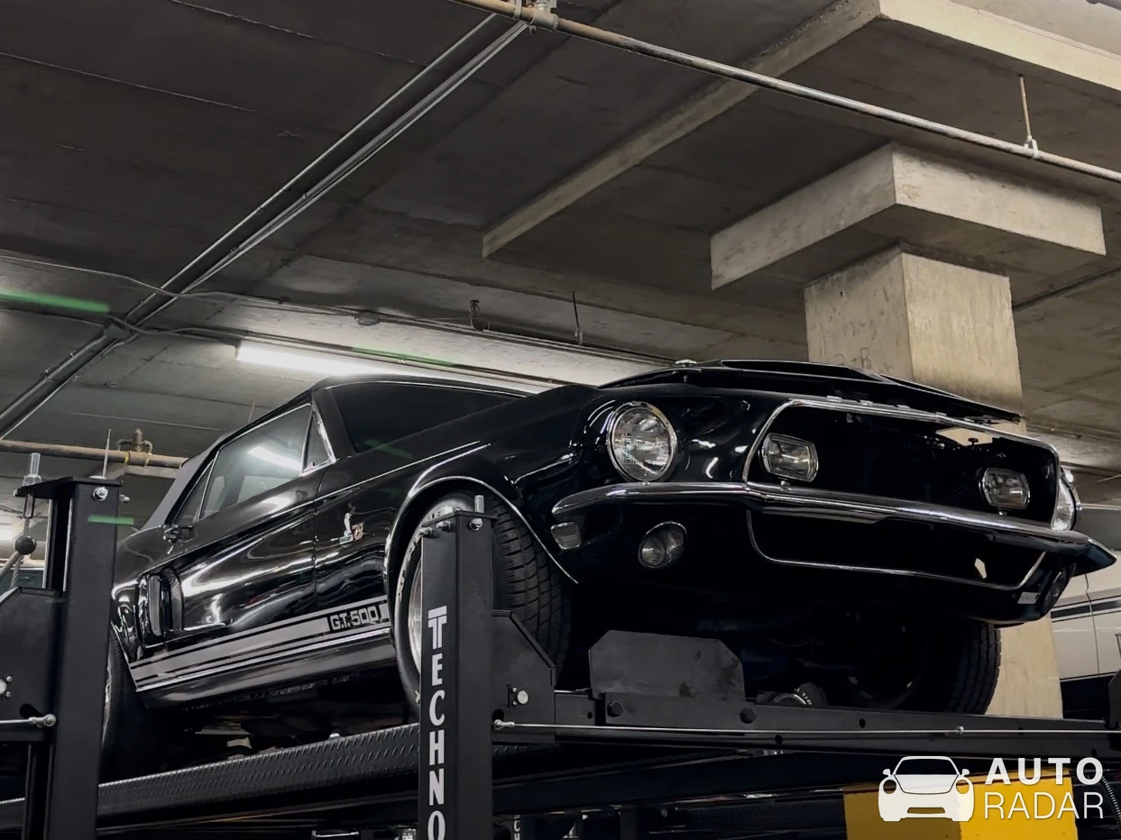 Ford Mustang Shelby G.T. 500 Cabriolet spotted in Montreal
