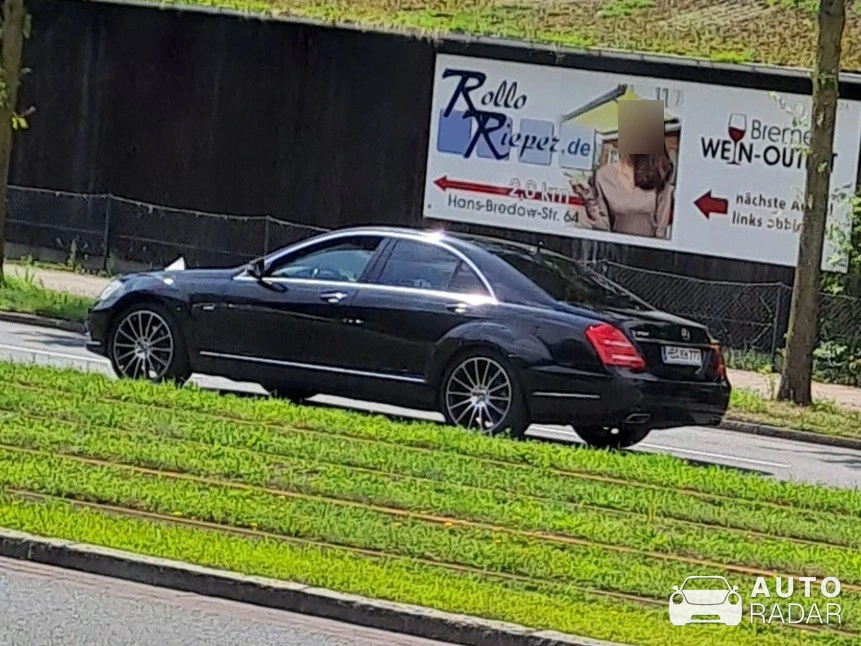 Mercedes-Benz S 65 AMG V221 spotted in Bremen, Germany
