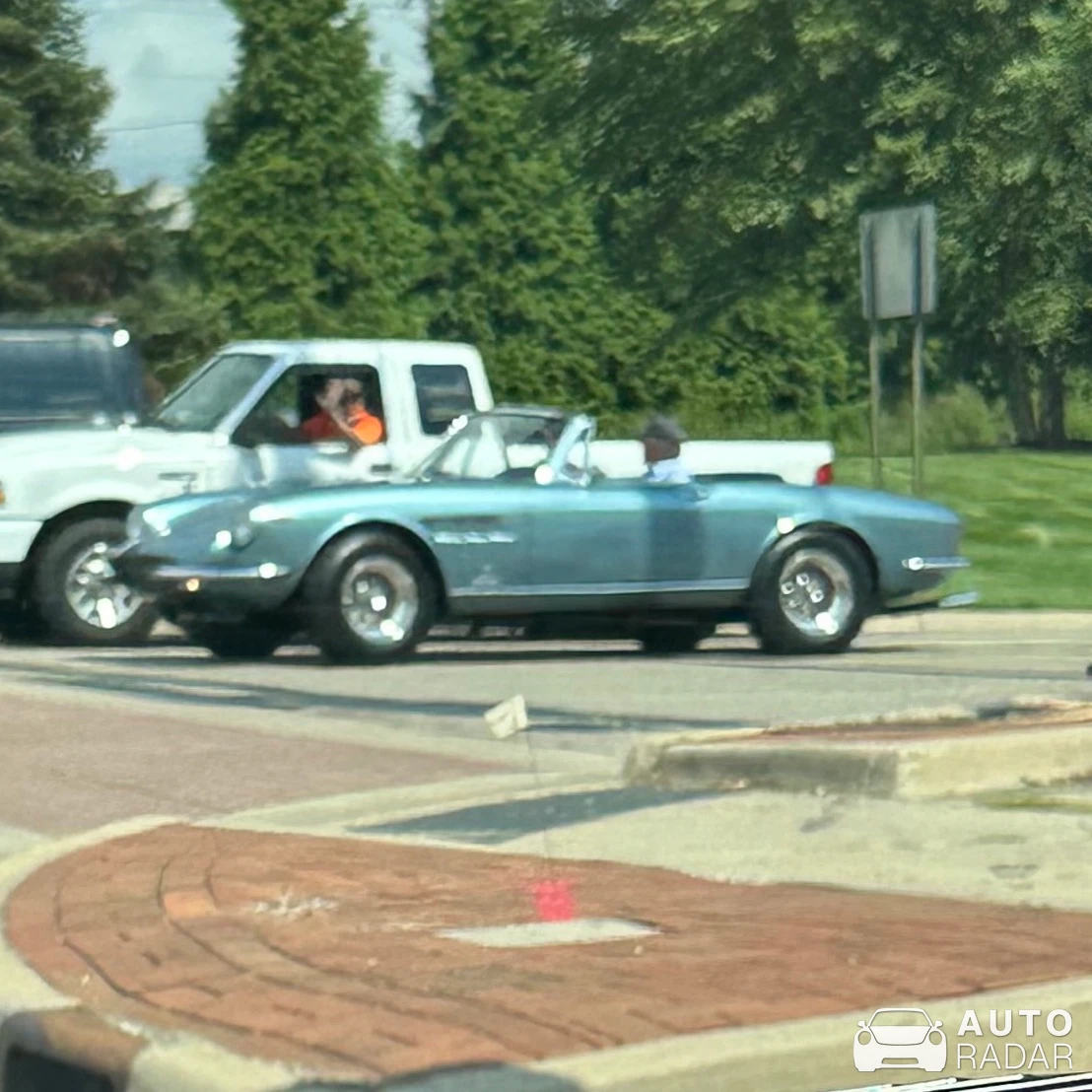 Ferrari 330 GTS spotted in Grand Rapids