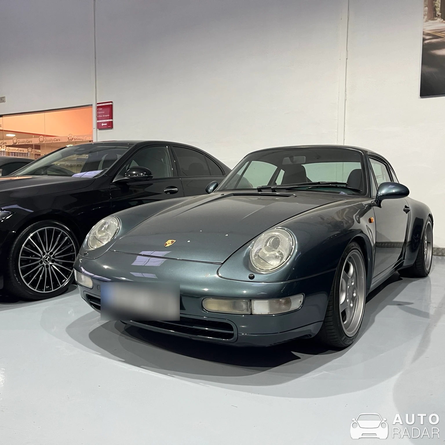 Porsche 993 Carrera 4 spotted in Alzira, España
