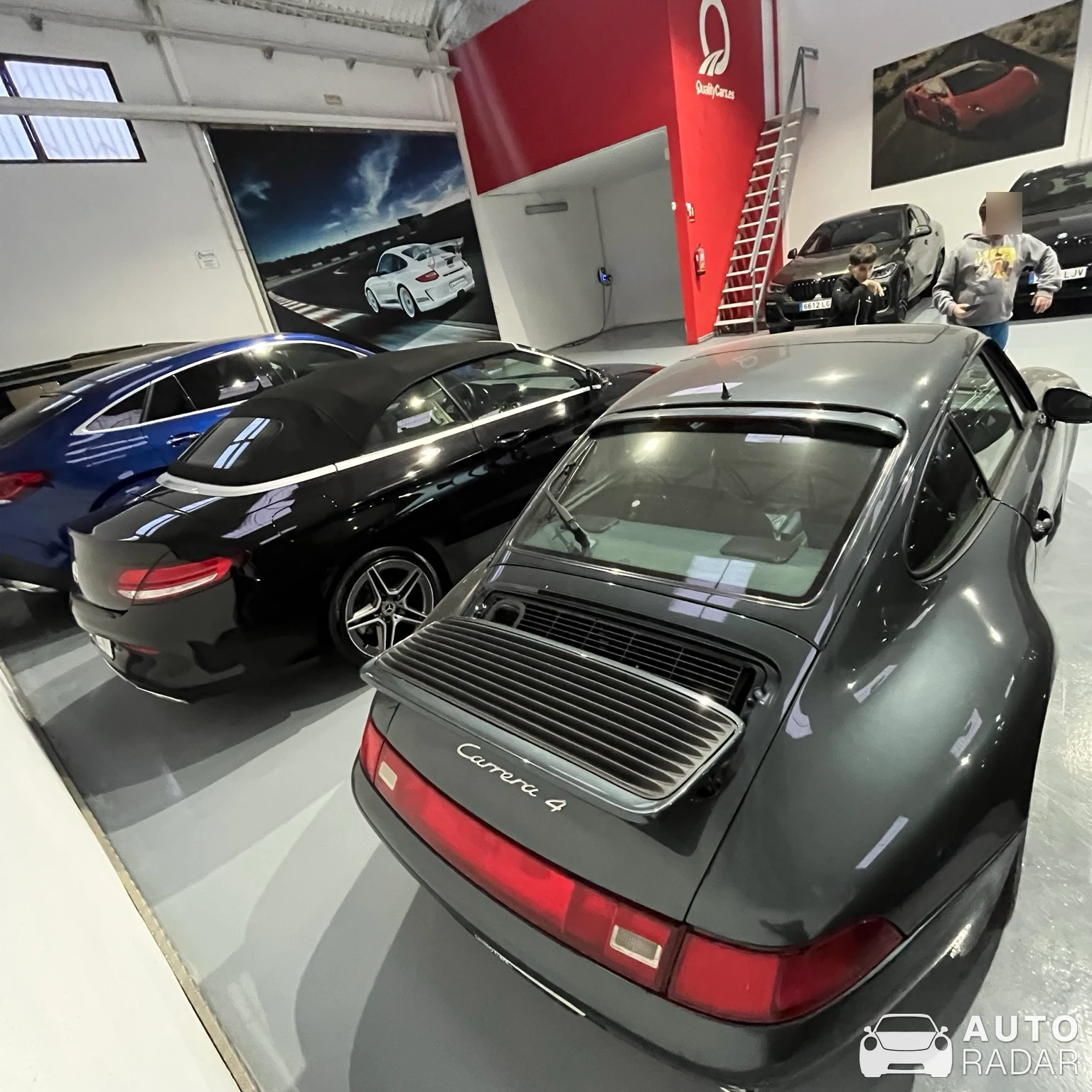 Porsche 993 Carrera 4 spotted in Alzira
