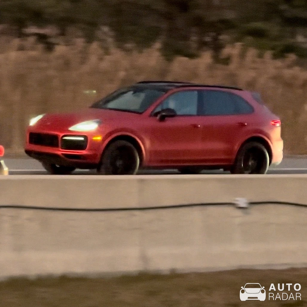 Porsche Cayenne GTS spotted in Terrebonne, Canada