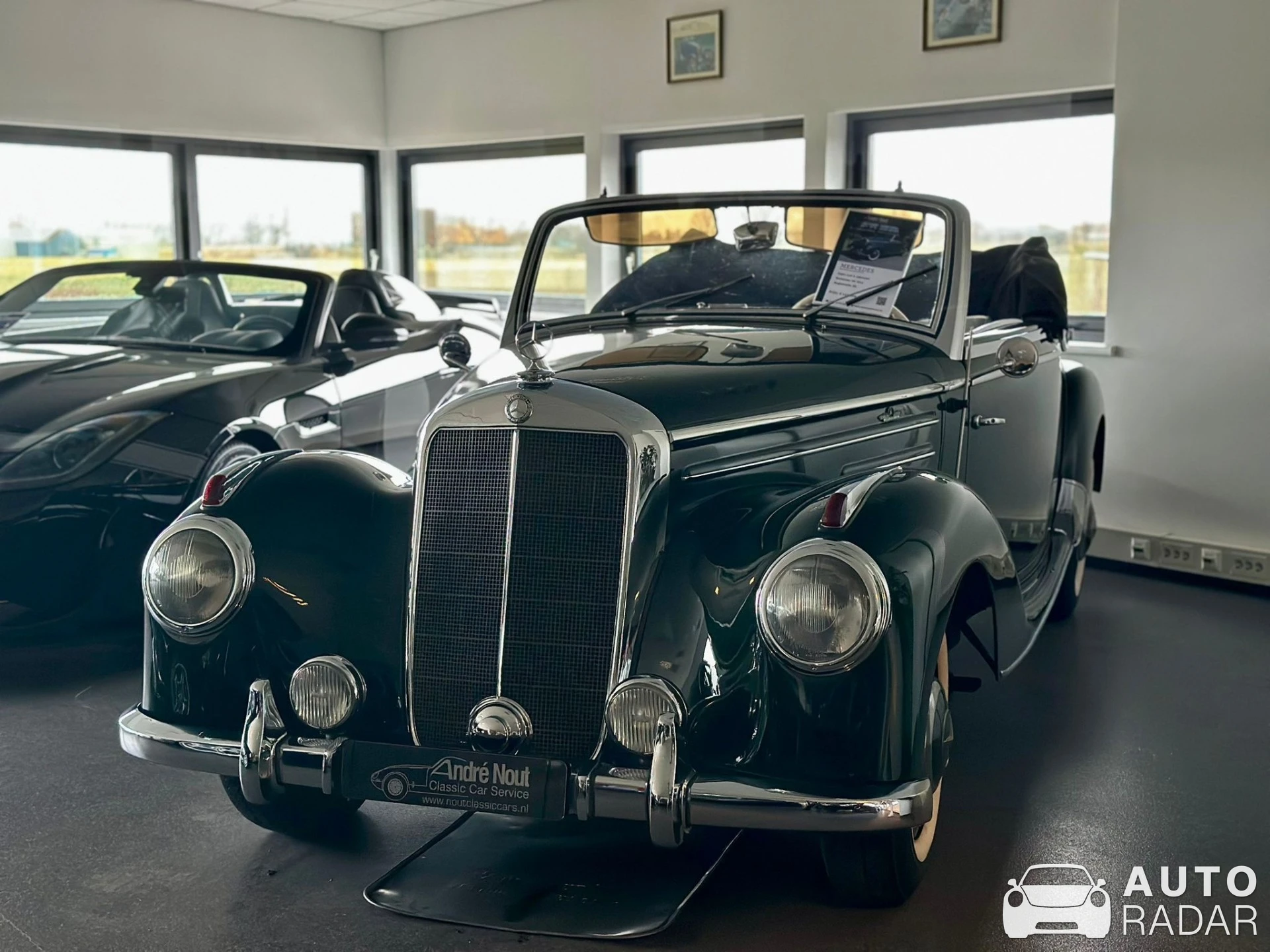 Mercedes-Benz W187 spotted in Dirksland