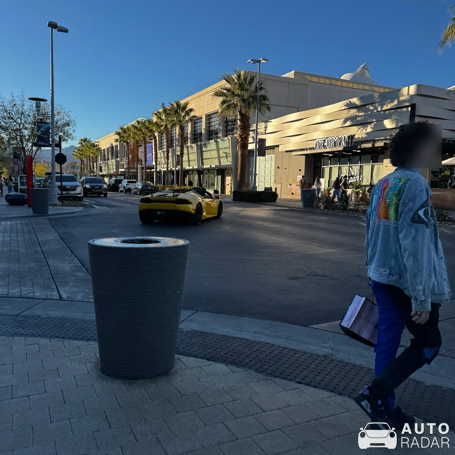 Lamborghini Huracán LP610-4 Spyder spotted in Las Vegas, United States