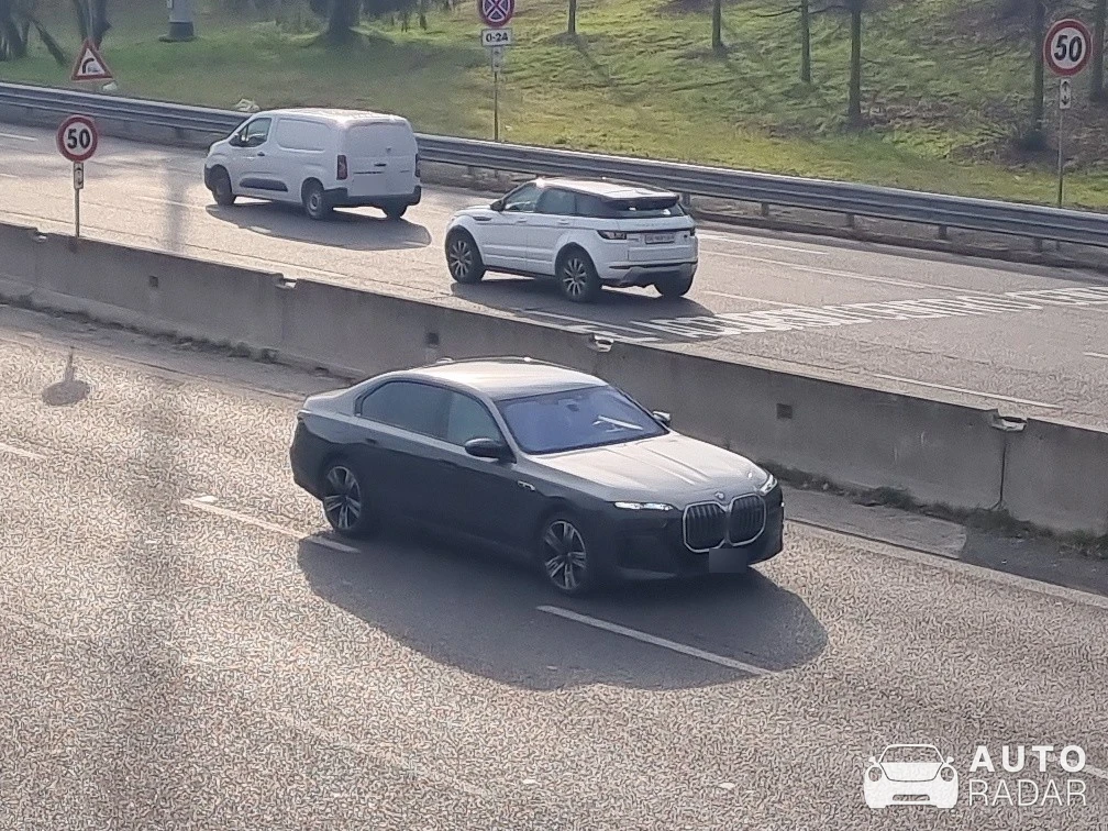 BMW 7 Series G70 spotted in Milano, Italy
