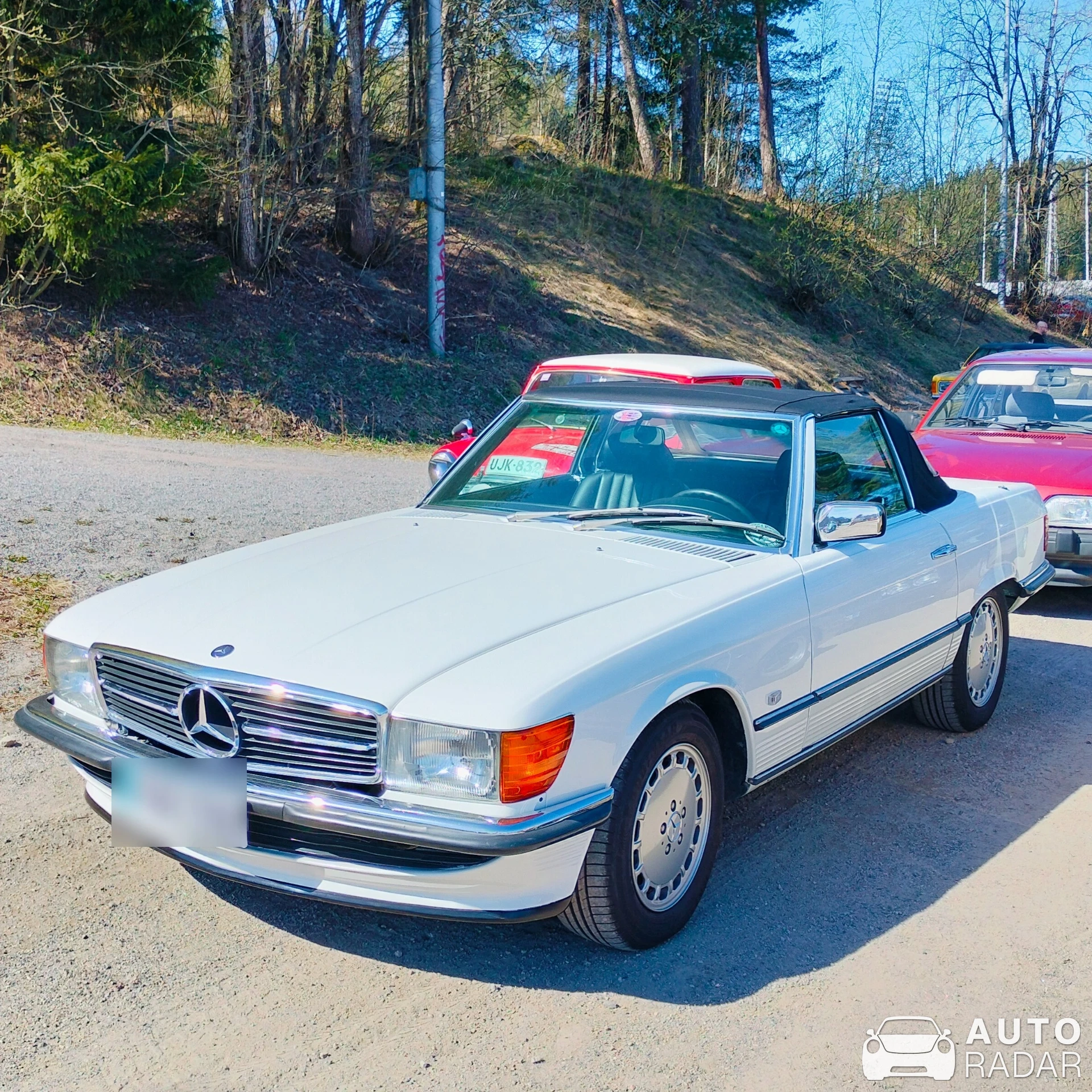 Mercedes-Benz 450 SL R107 spotted in Lahti