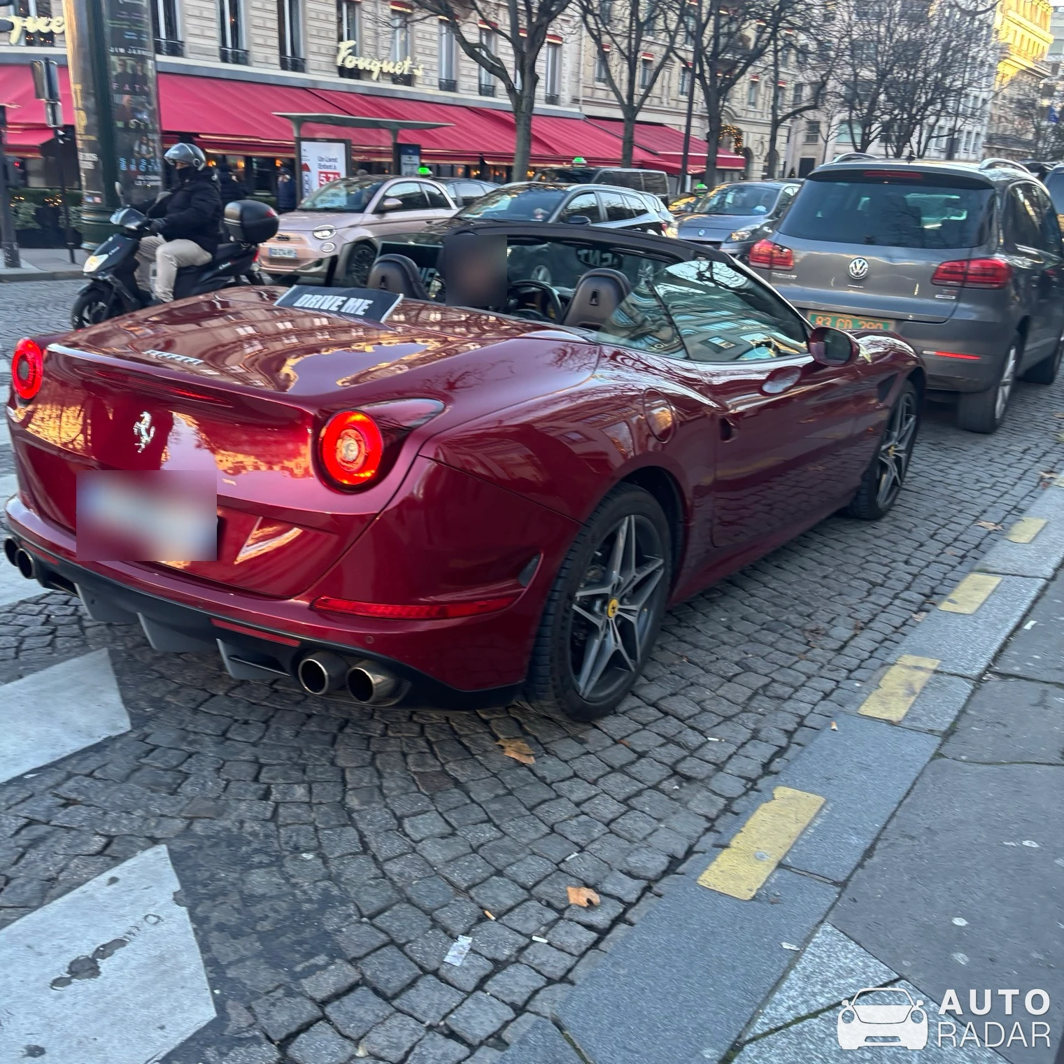Ferrari California T spotted in Paris, France