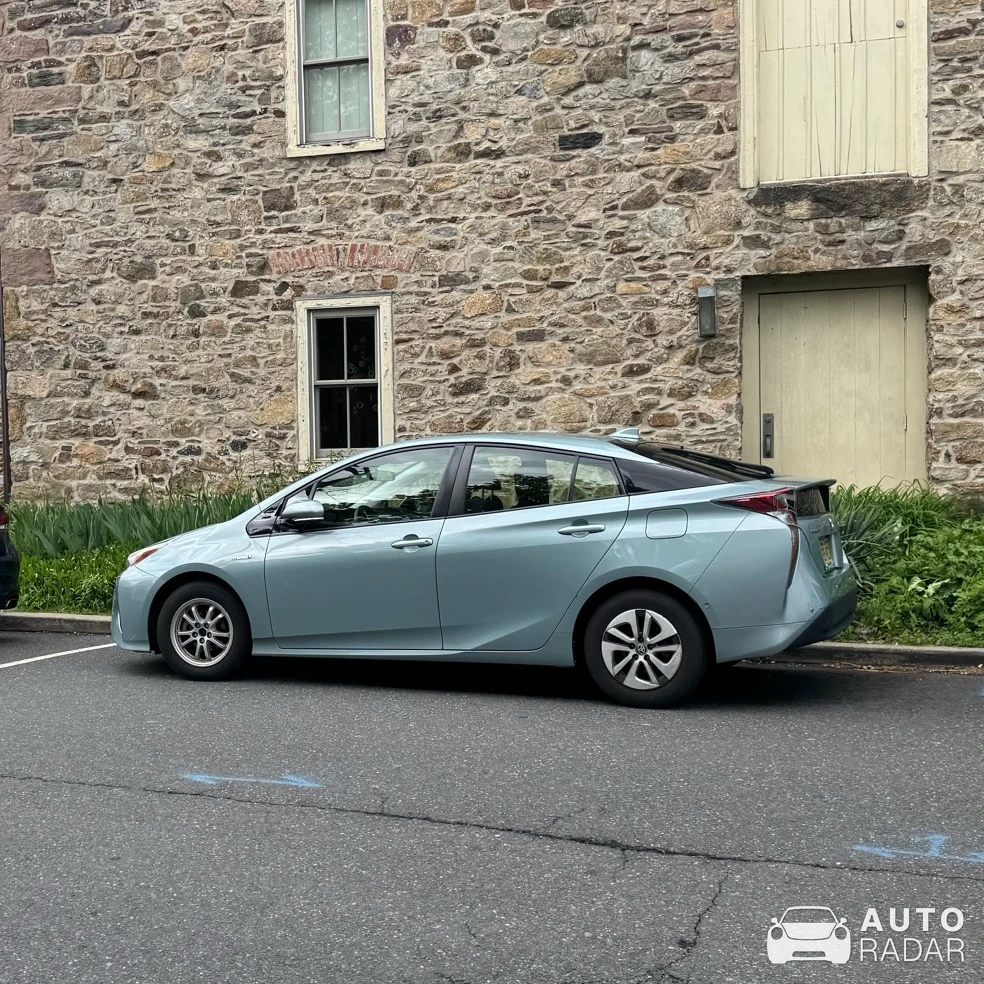 Toyota Prius spotted in Clinton
