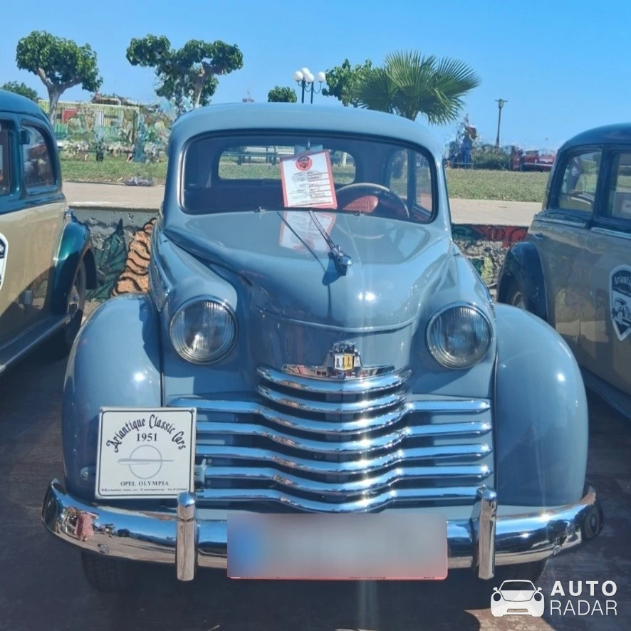 Opel Olympia spotted in Alimos
