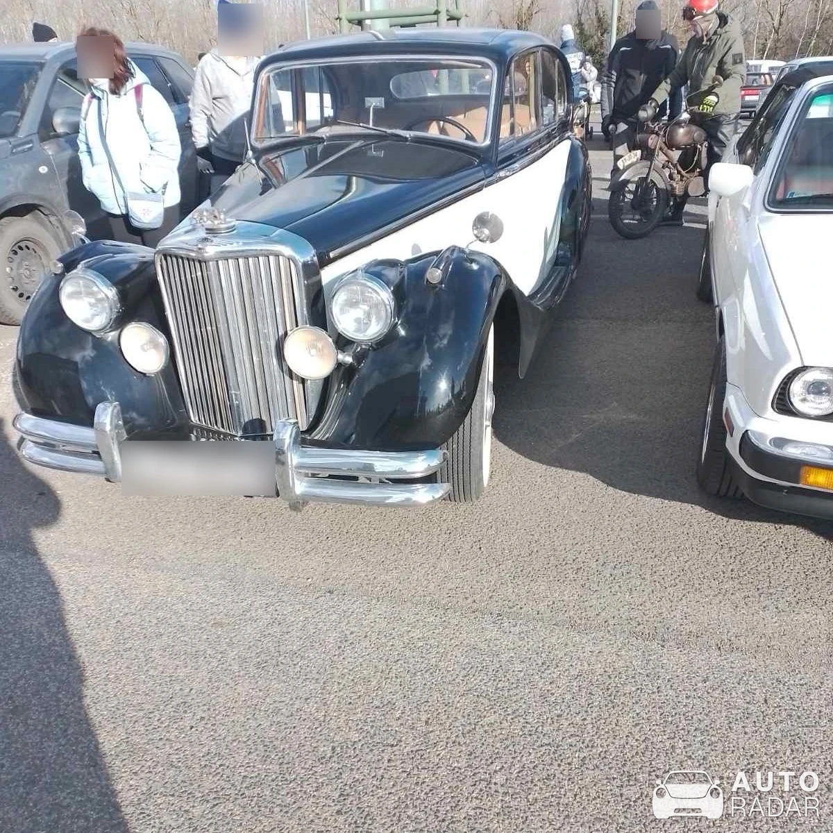 Jaguar Mark IV Saloon spotted in Balatonföldvár, Magyarország
