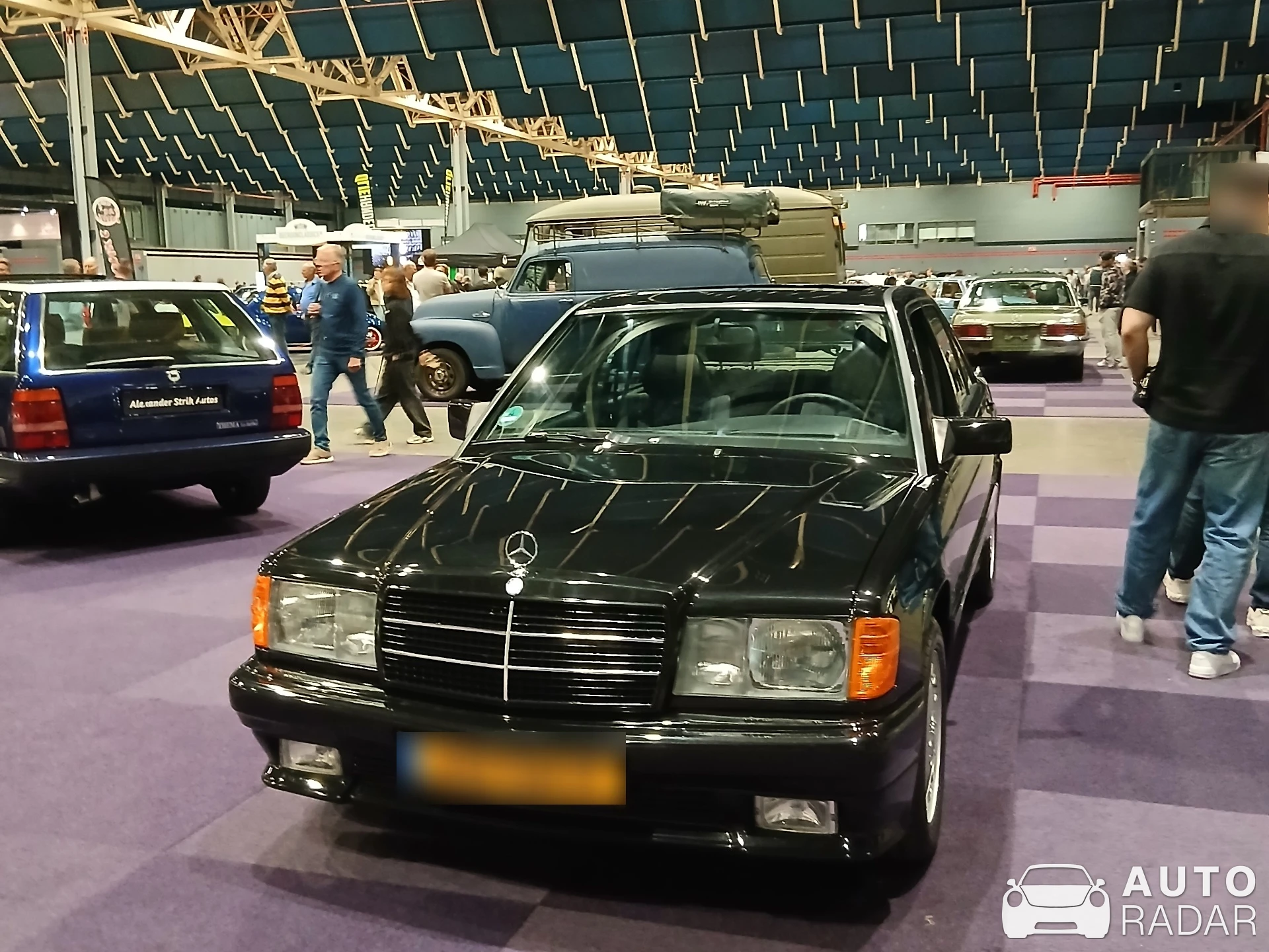 Mercedes-Benz 190 E W201 spotted in Utrecht