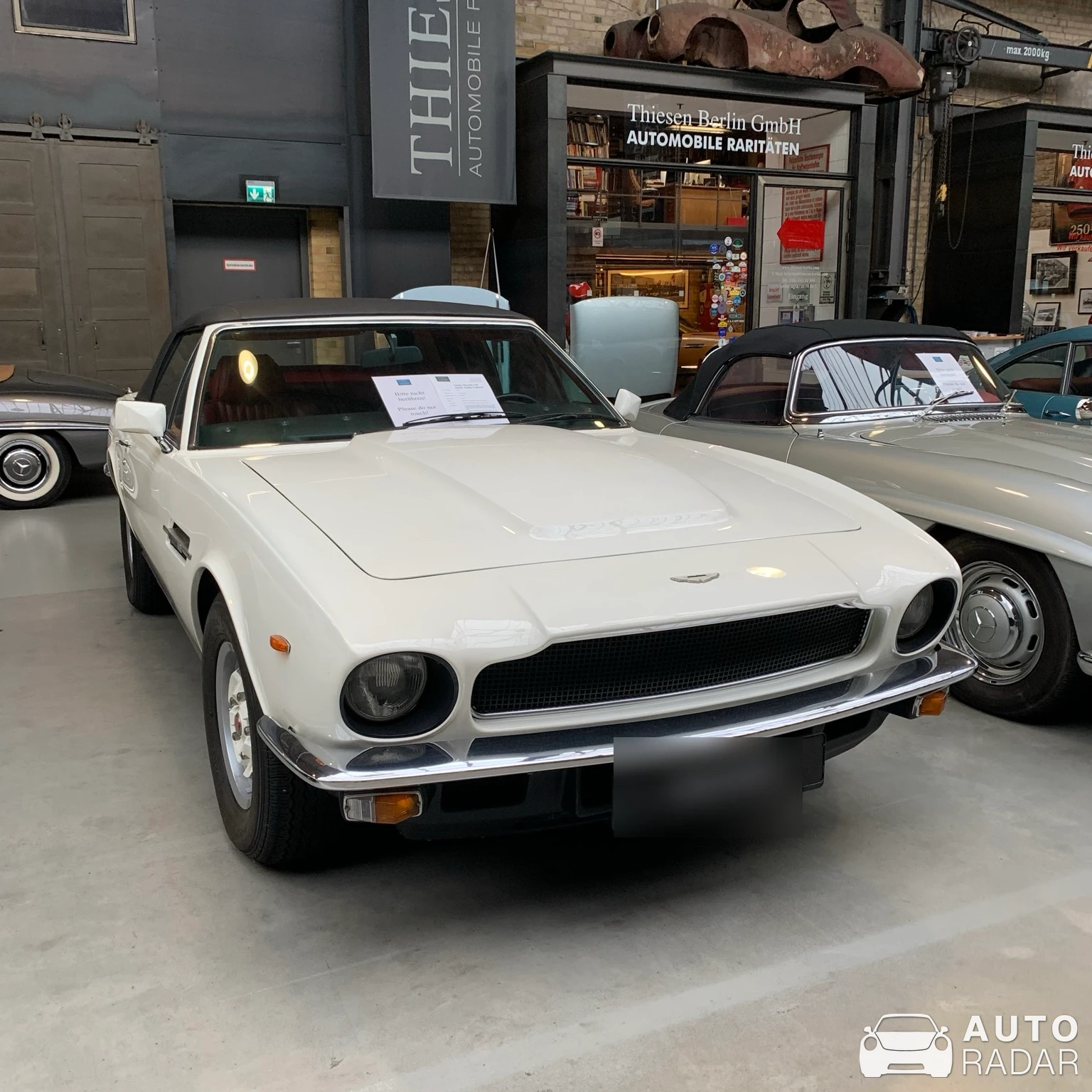 Aston Martin V8 Volante 1997 spotted in Berlin