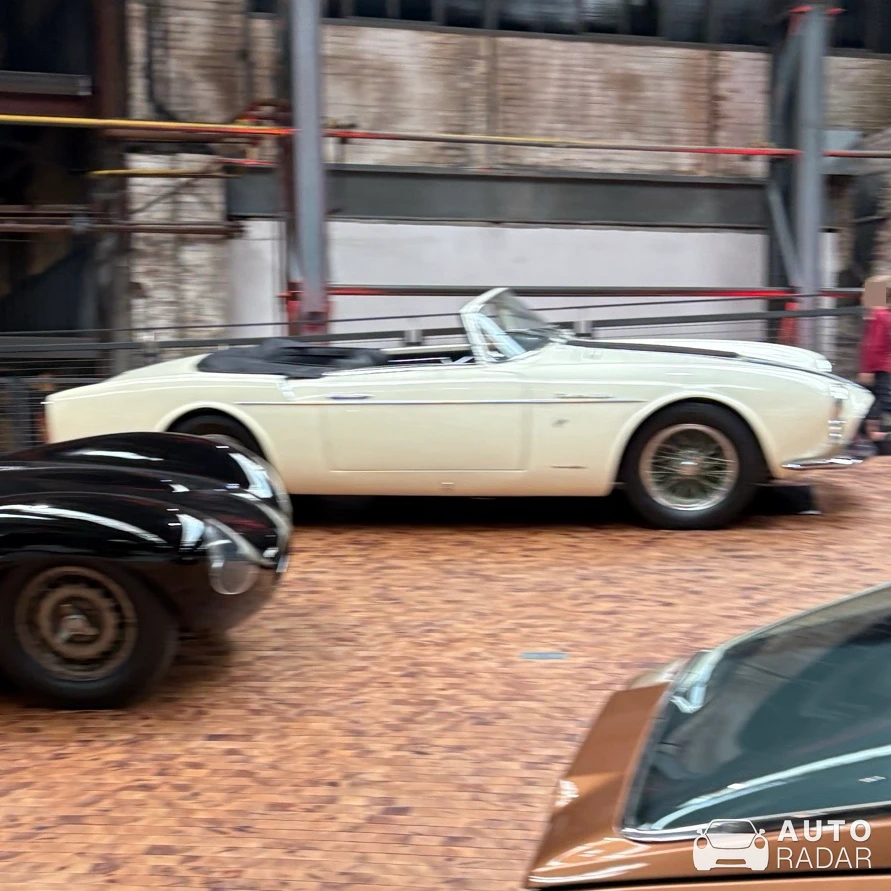 Ferrari 250 GT SWB California Spyder spotted in Dillenburg