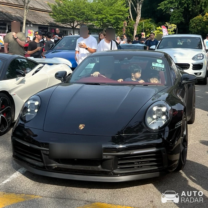 Porsche 992 Carrera S MkI spotted in Singapore, Singapore