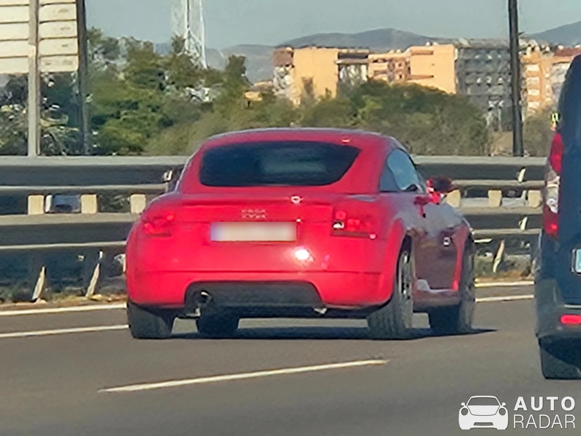 Audi TT 8N spotted in Zaragoza