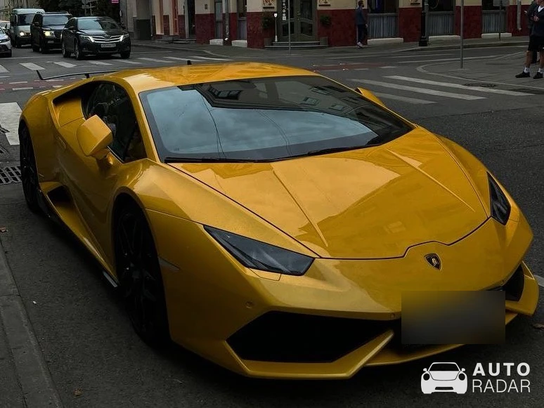 Lamborghini Huracán LP610-4 spotted in Moskva, Russia