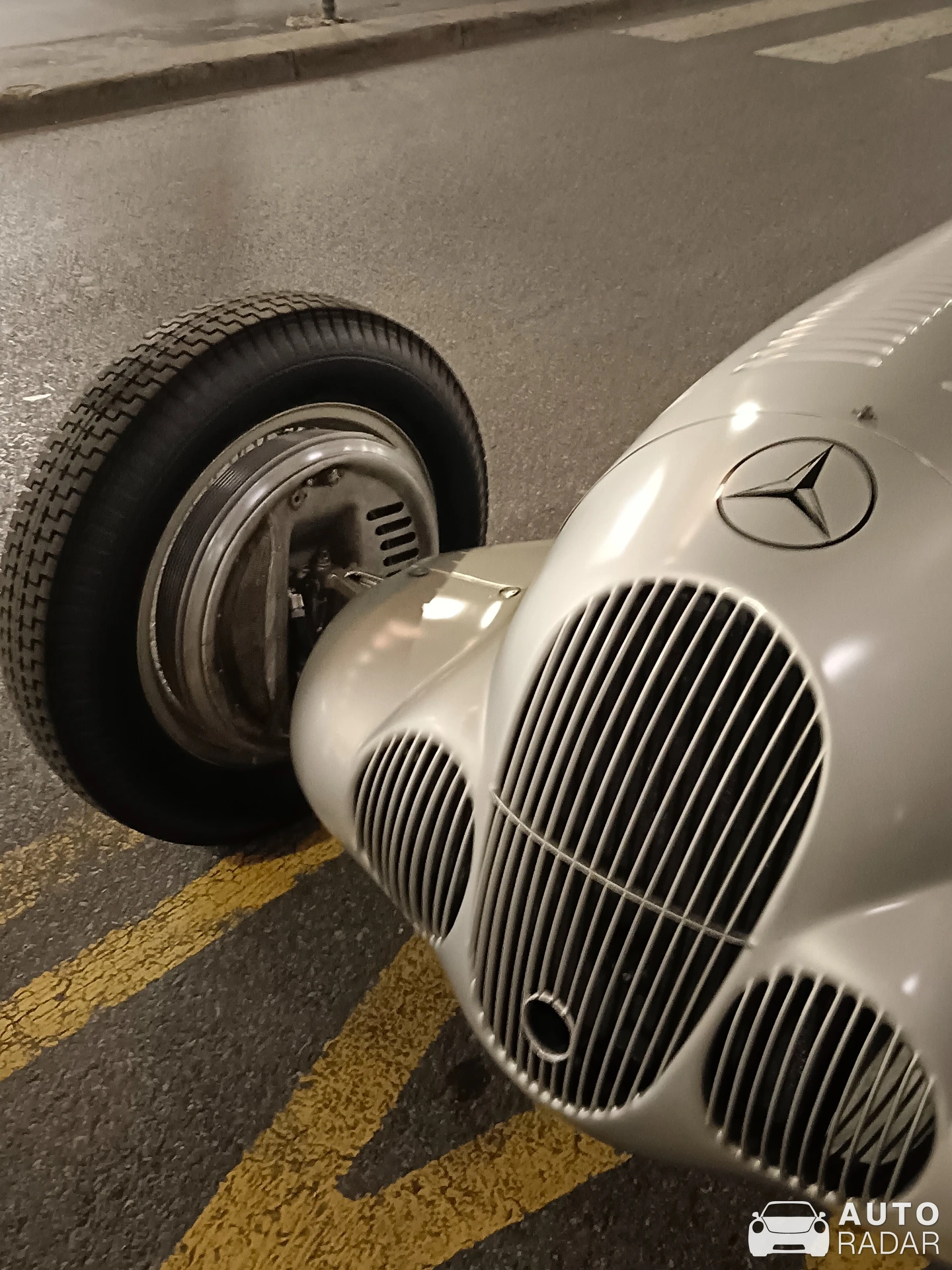 Mercedes W05 spotted in Milano