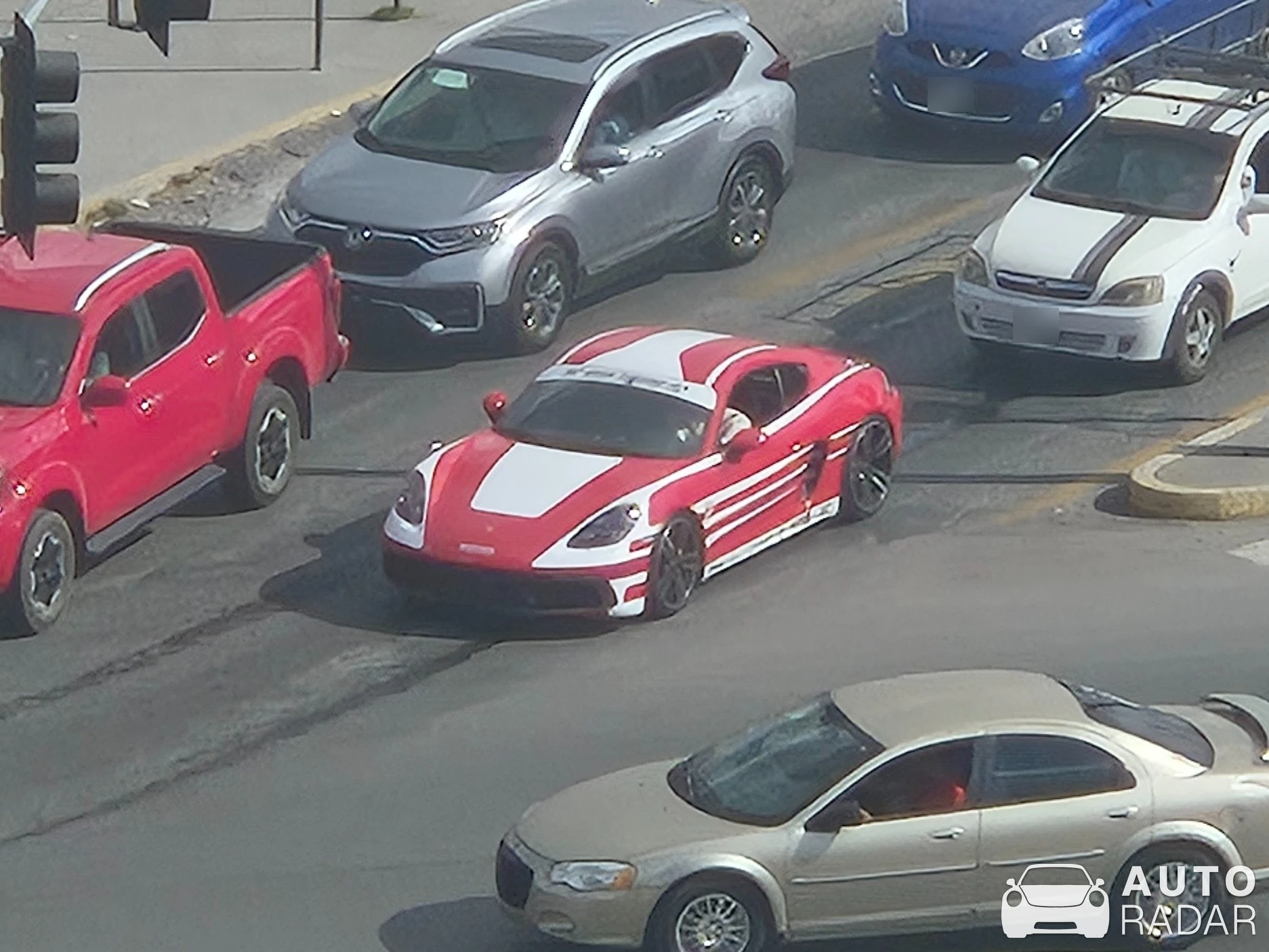 Porsche 718 Cayman spotted in San Luis Potosí