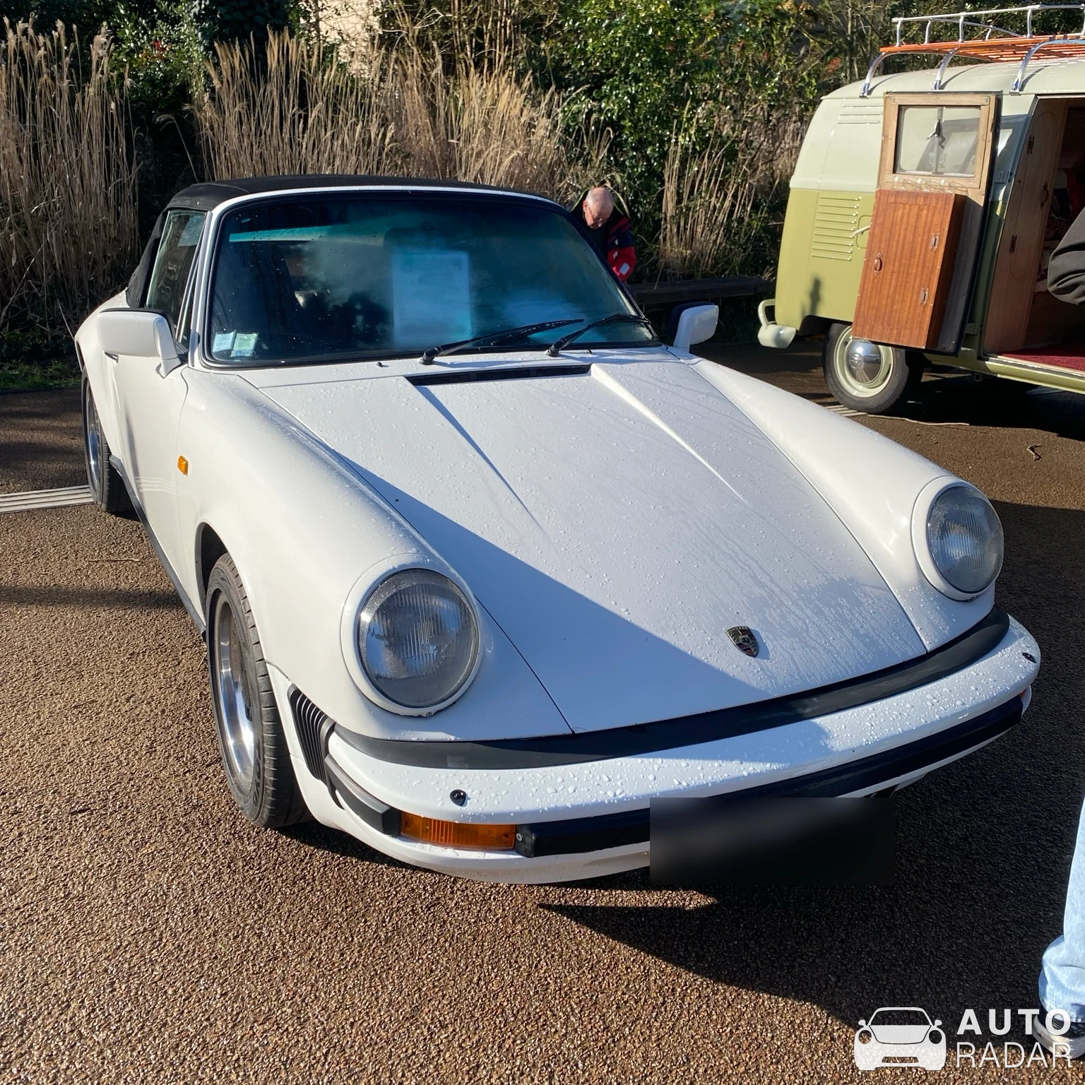 Porsche 911 SC Cabriolet spotted in Nantes