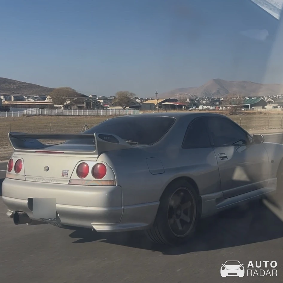 Nissan Skyline R33 spotted in Saratoga Springs, United States