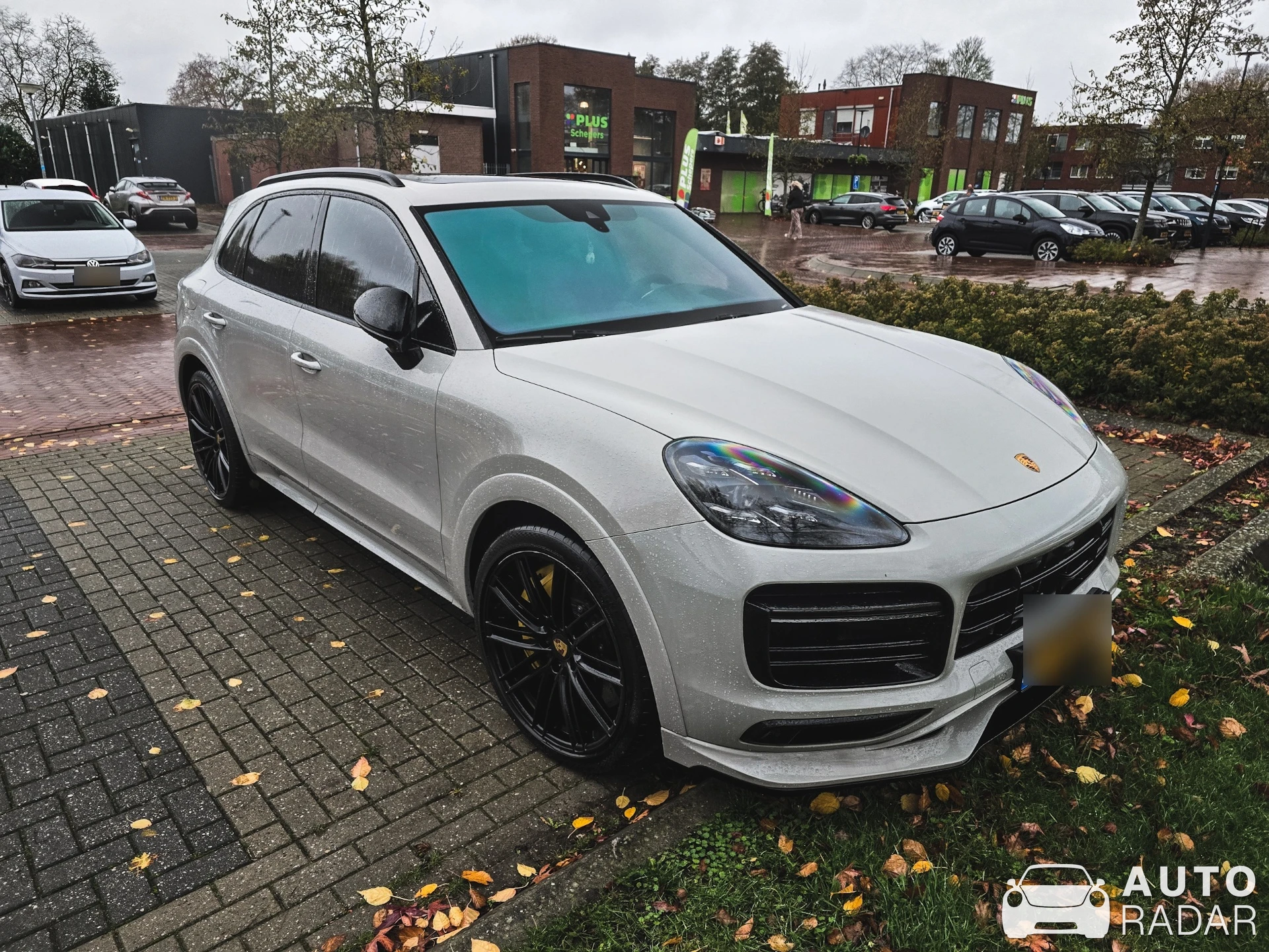 Porsche Cayenne Turbo S E-Hybrid spotted in Erica