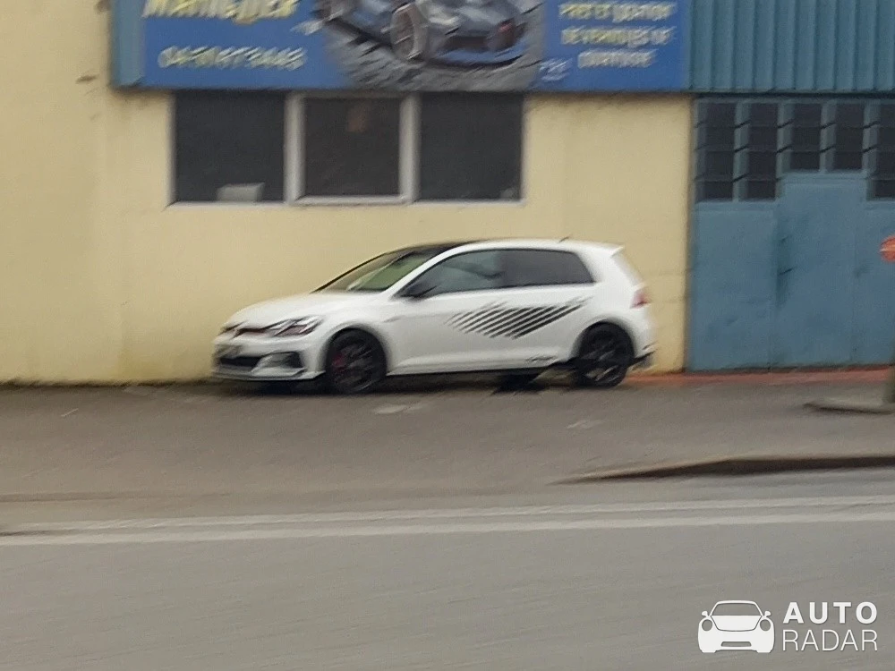 Volkswagen Golf GTI TCR spotted in Annecy, France