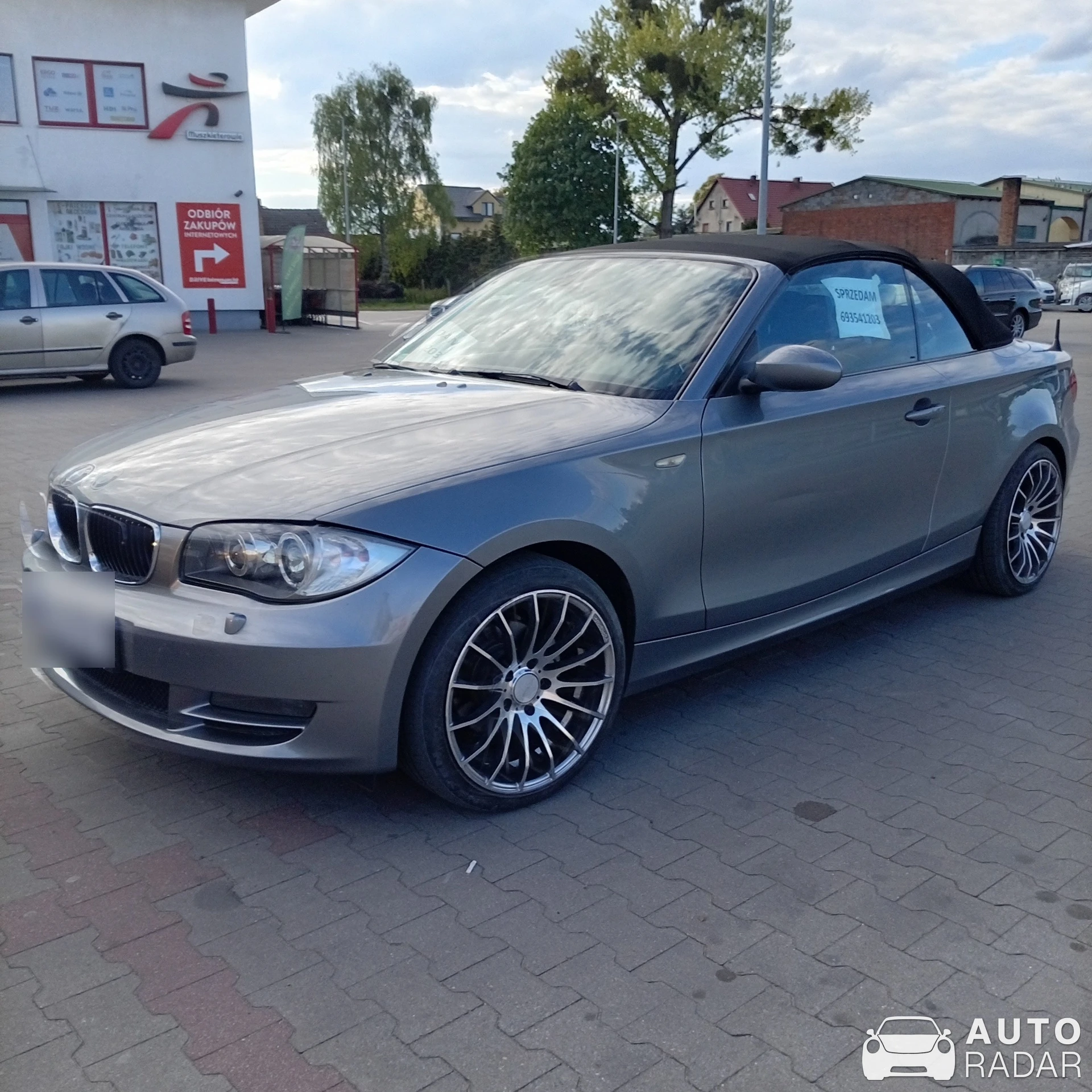 BMW 1 Series Cabriolet E88 spotted in Dębno